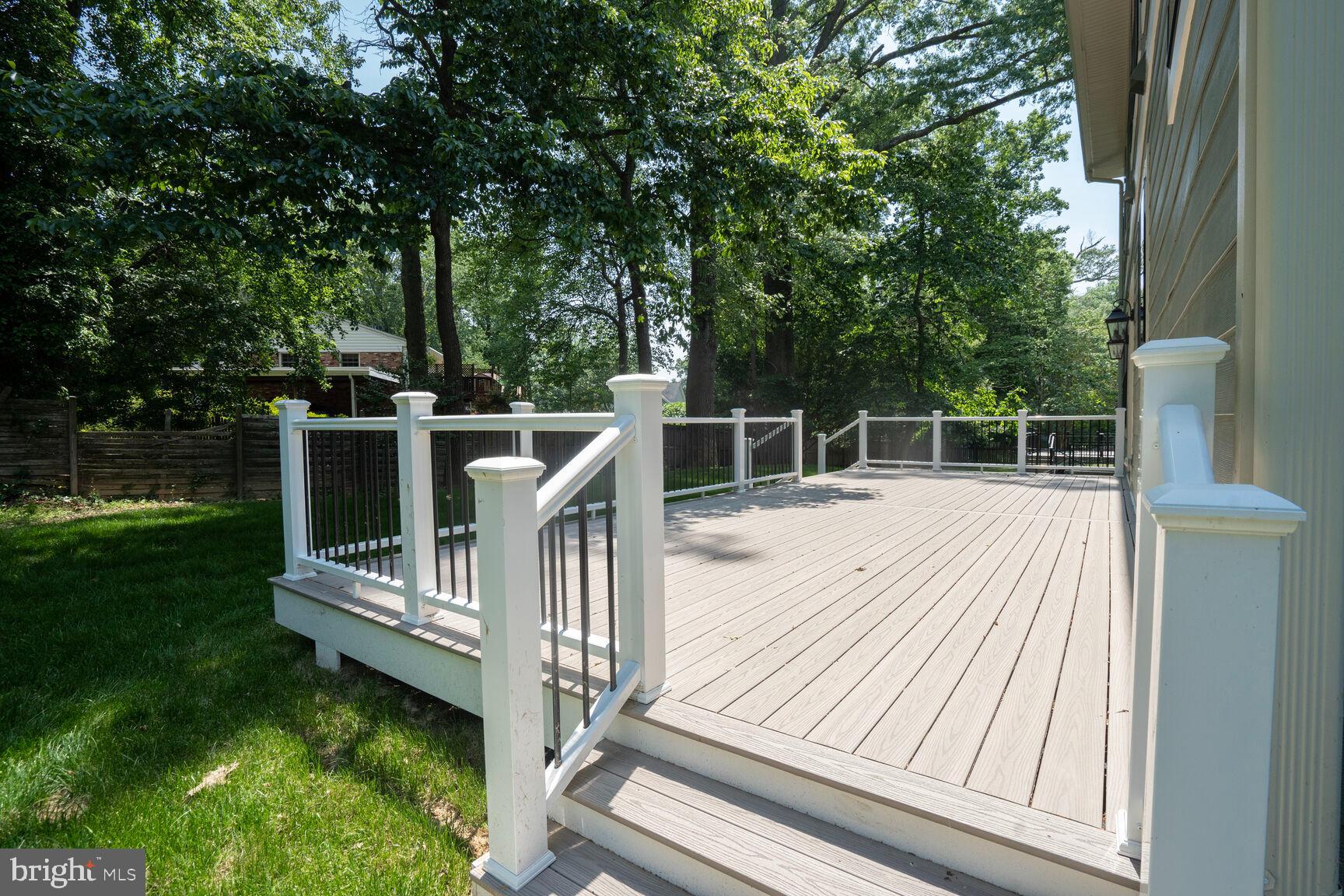 VIENNA WOODS - Residential