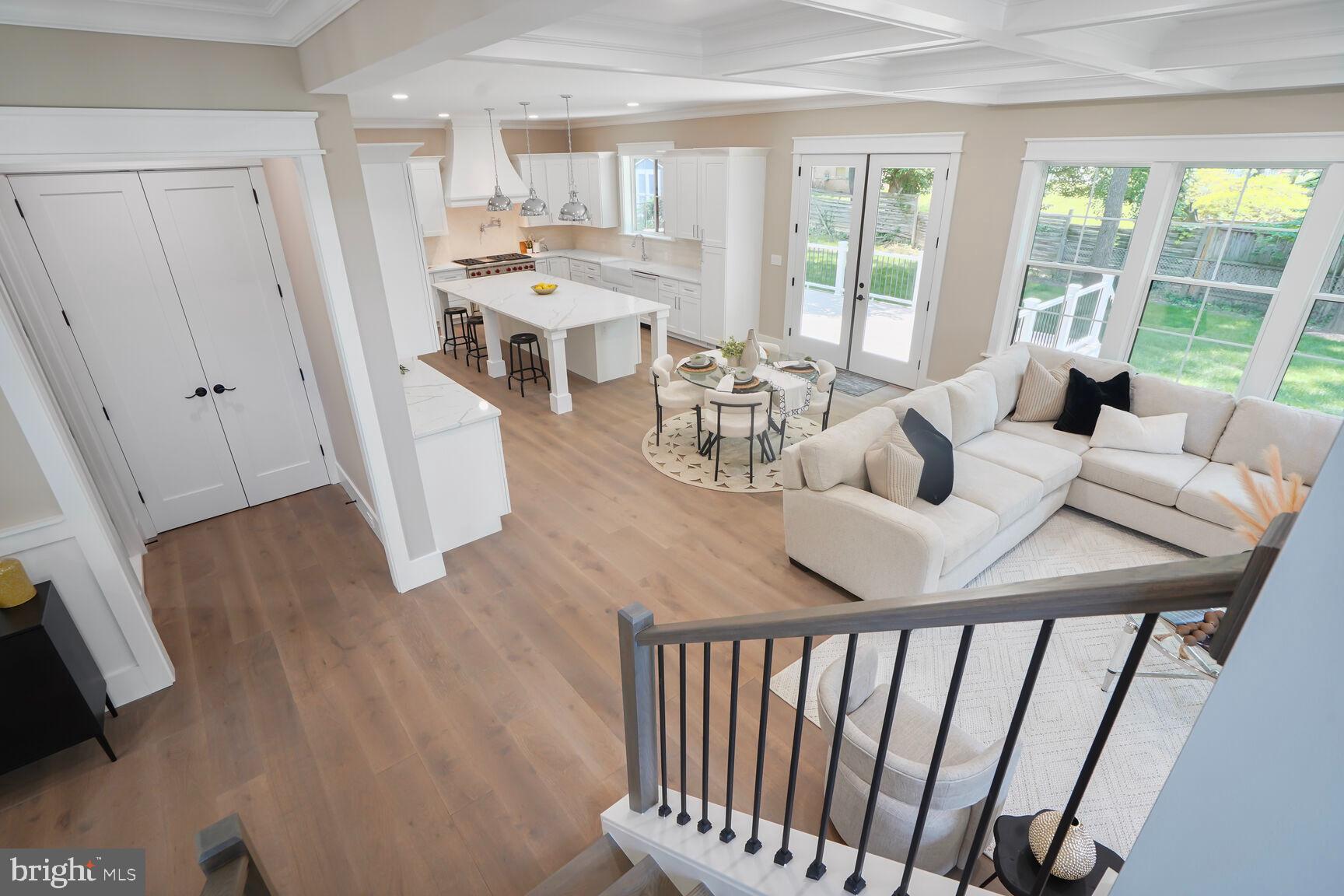 VIENNA WOODS - Residential