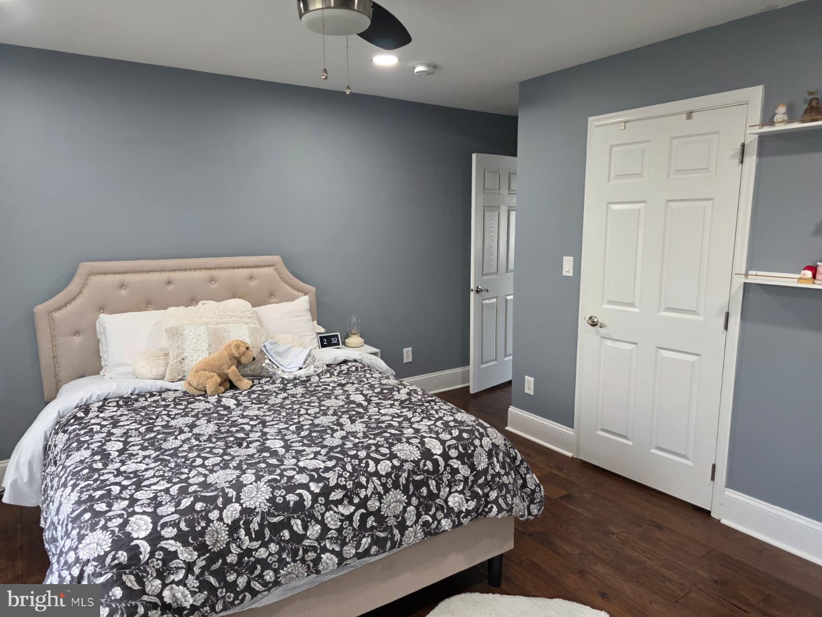 LOUDOUN VALLEY ESTATES - Residential