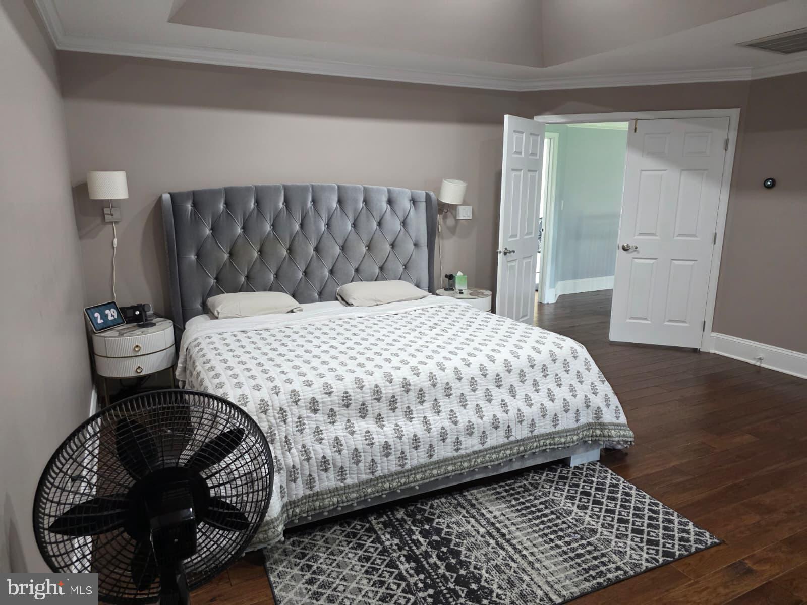 LOUDOUN VALLEY ESTATES - Residential