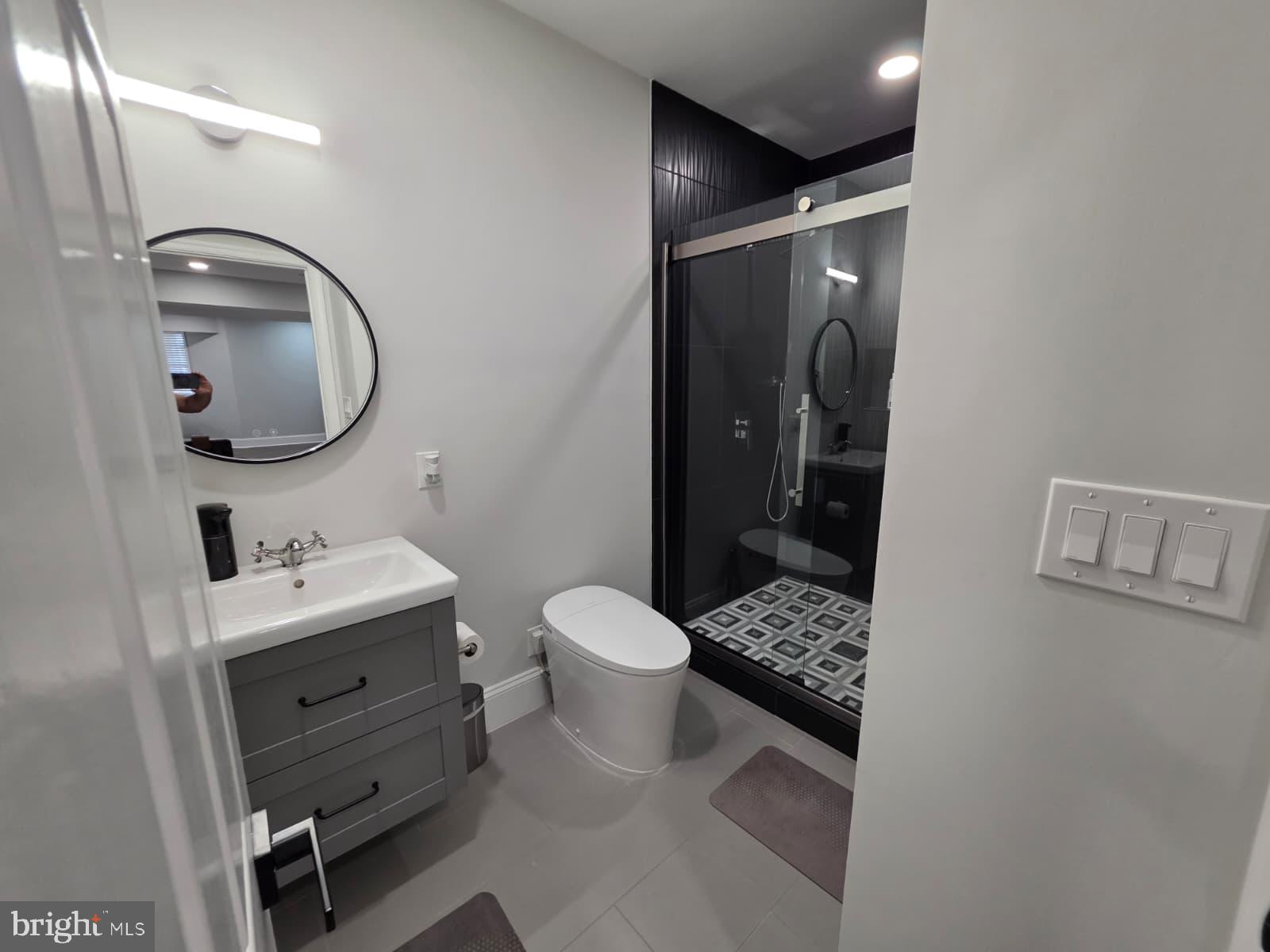 LOUDOUN VALLEY ESTATES - Residential