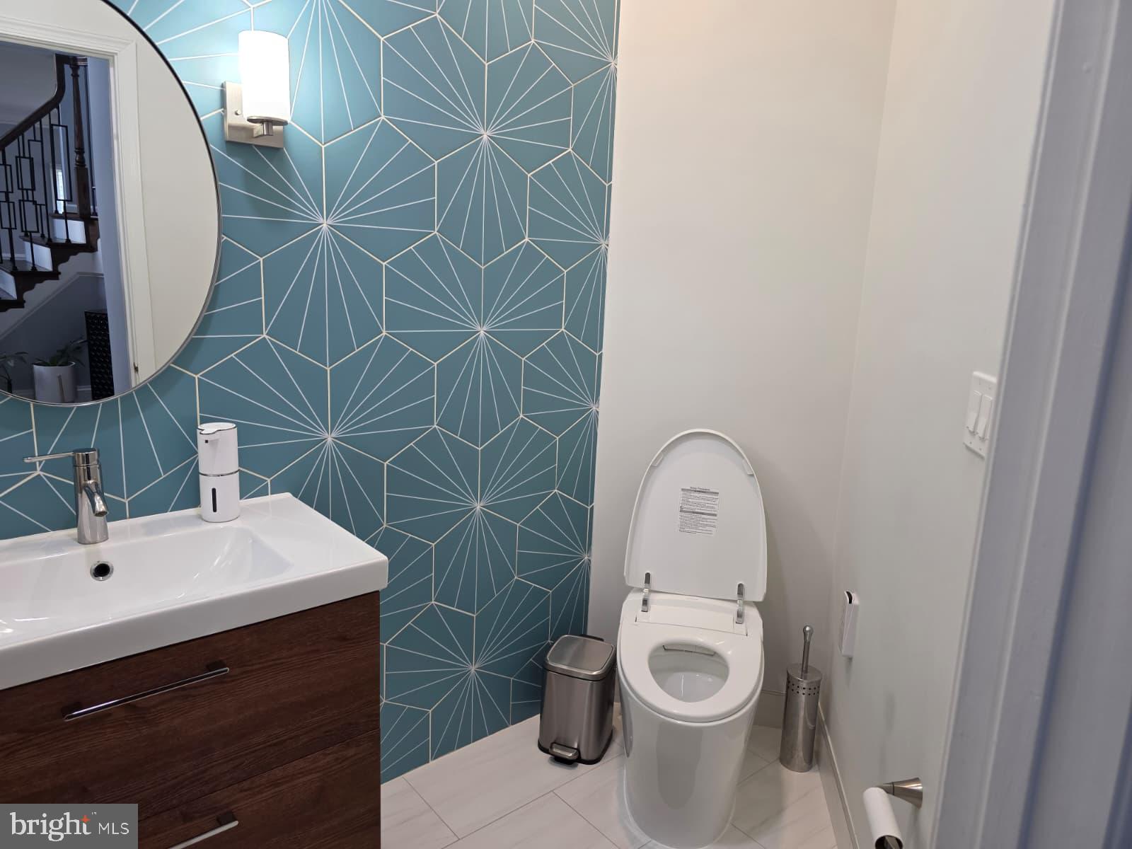 LOUDOUN VALLEY ESTATES - Residential