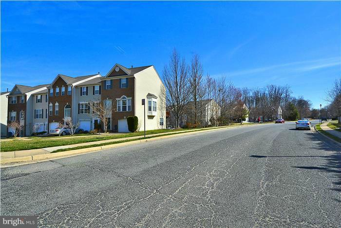 THE FOREST AT SOUTHRUN - Residential