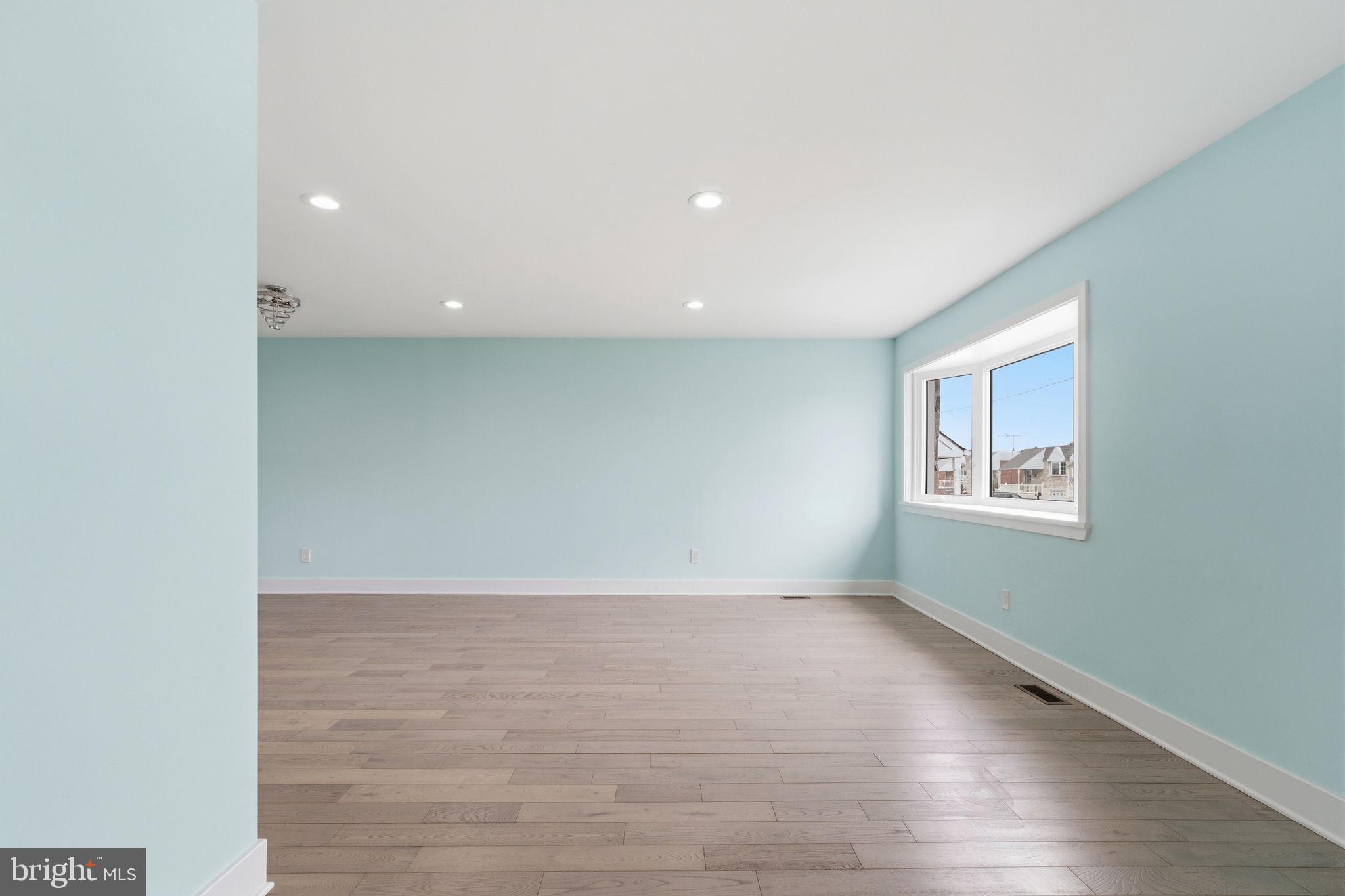 BUSTLETON - Residential