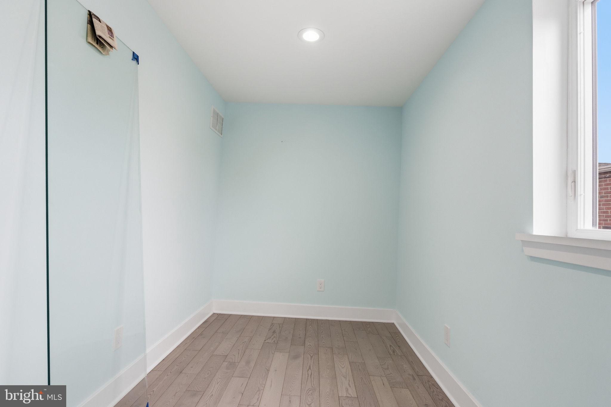 BUSTLETON - Residential