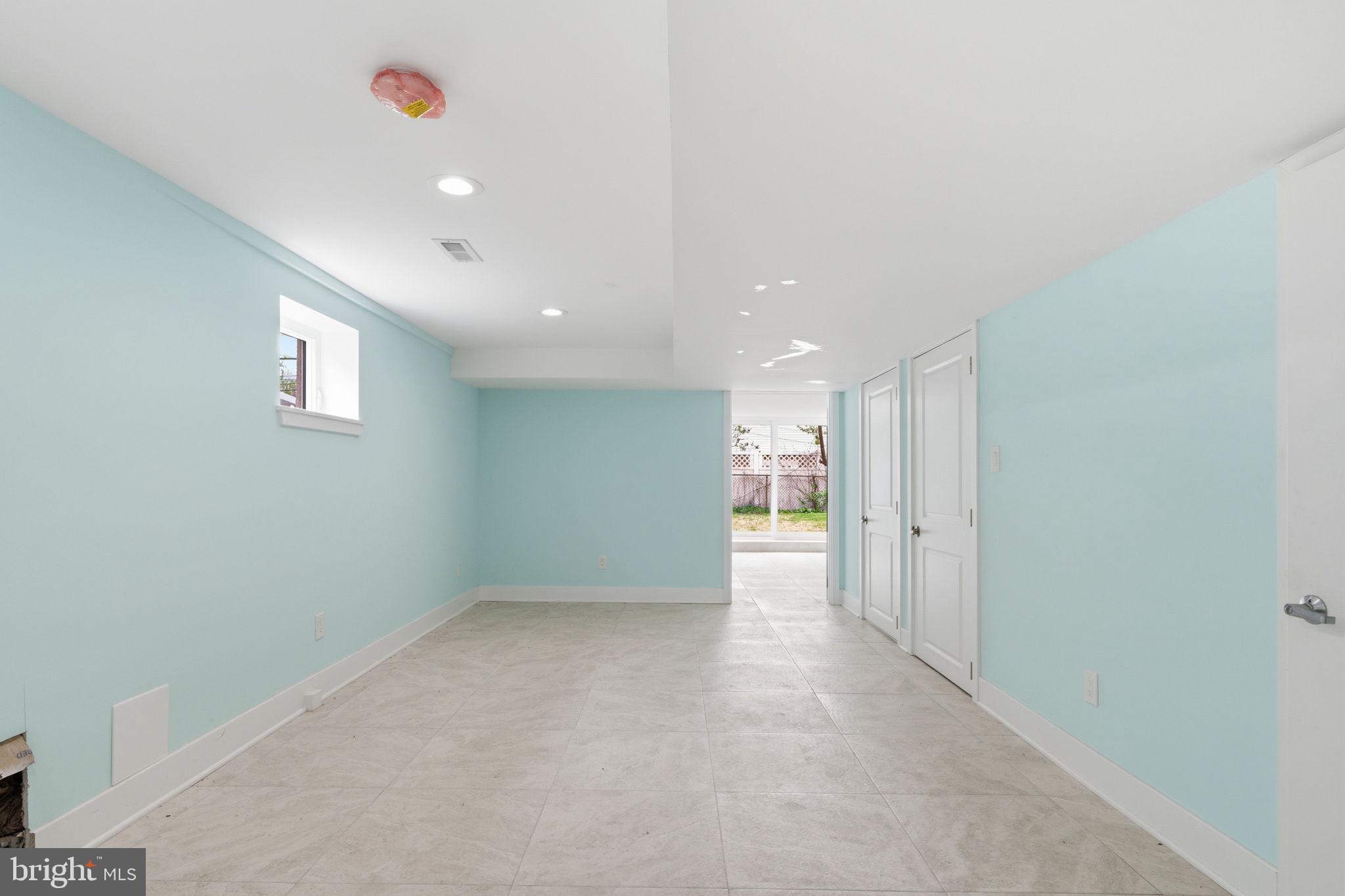 BUSTLETON - Residential