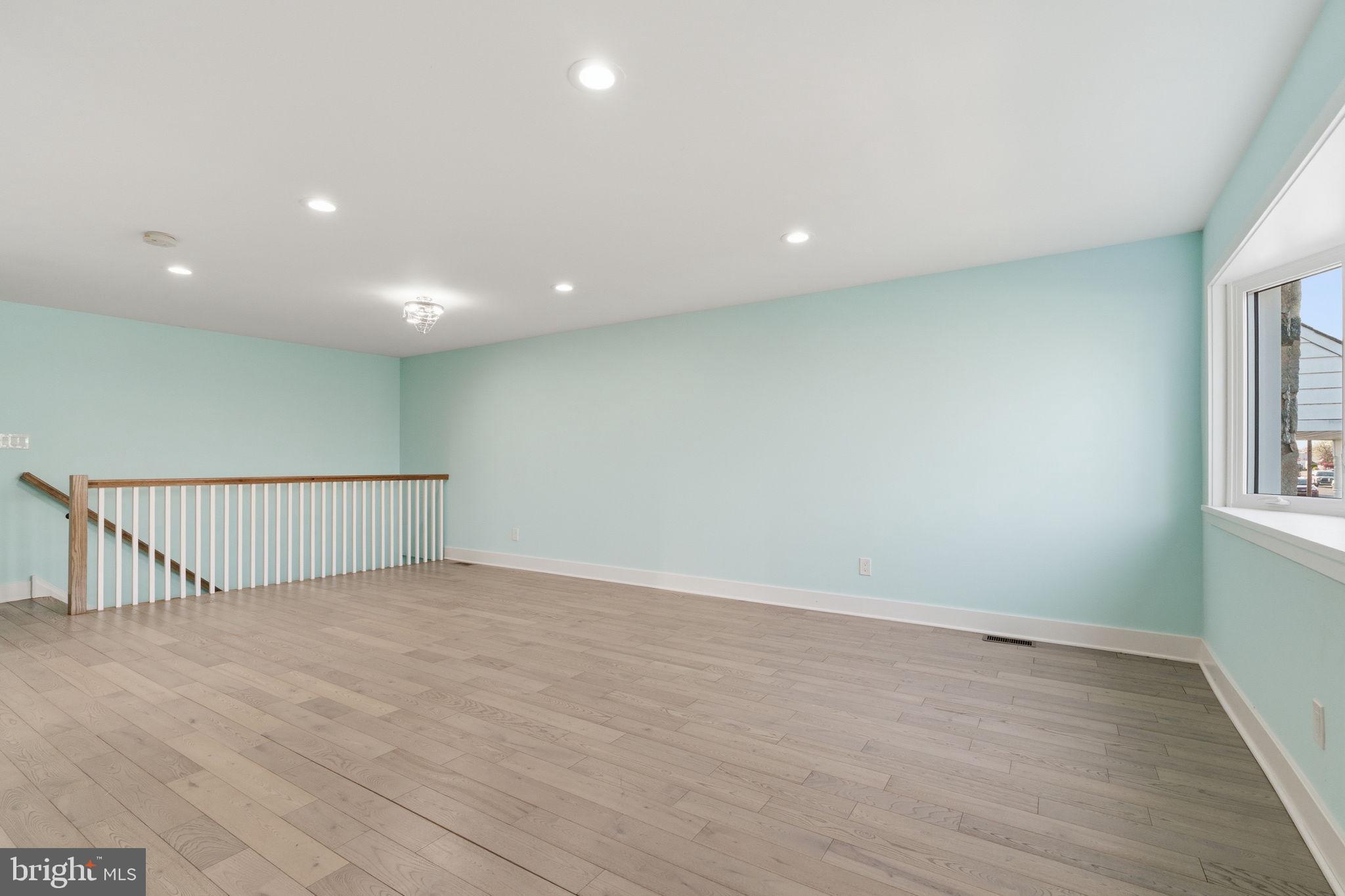 BUSTLETON - Residential