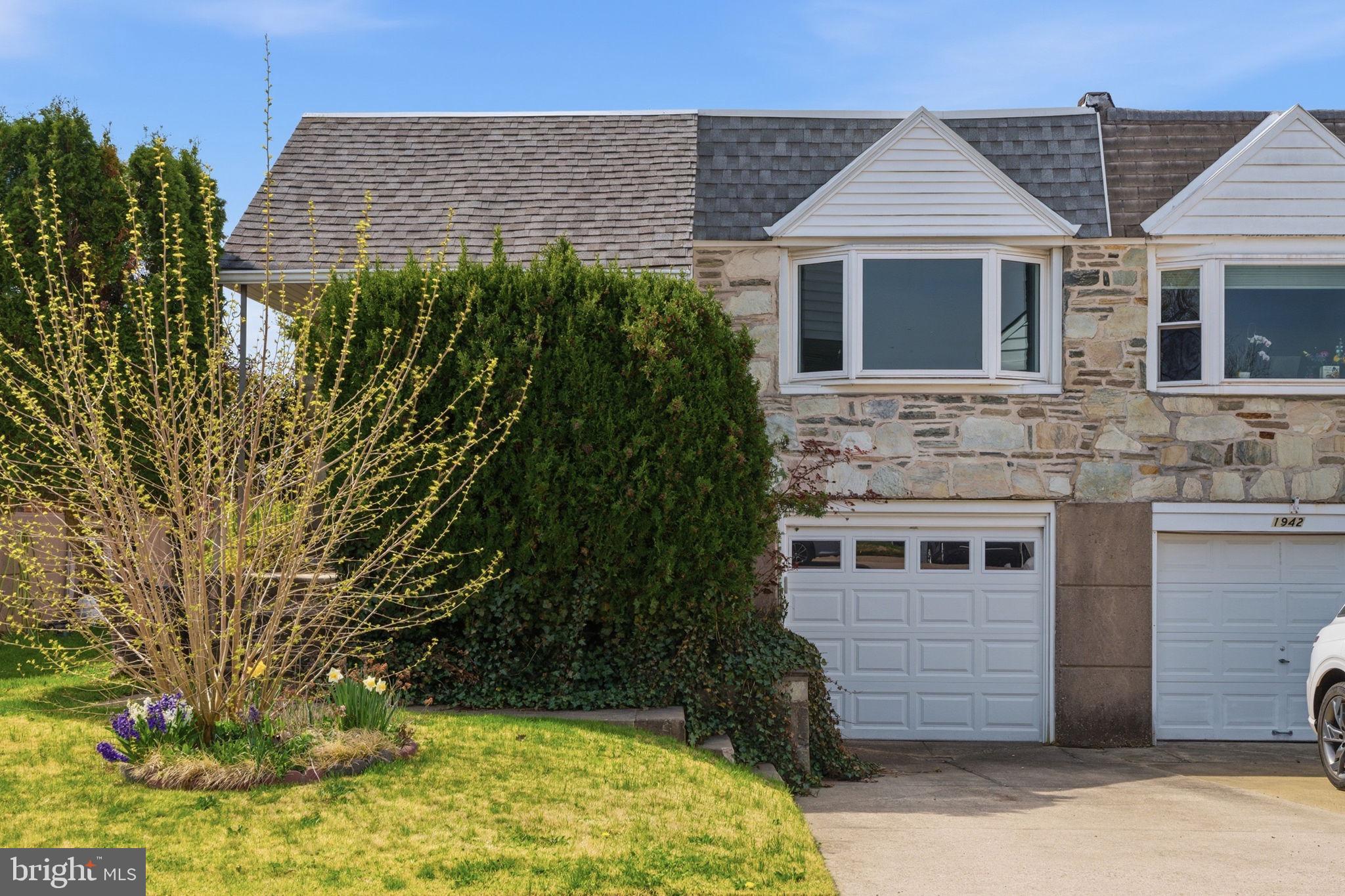 BUSTLETON - Residential