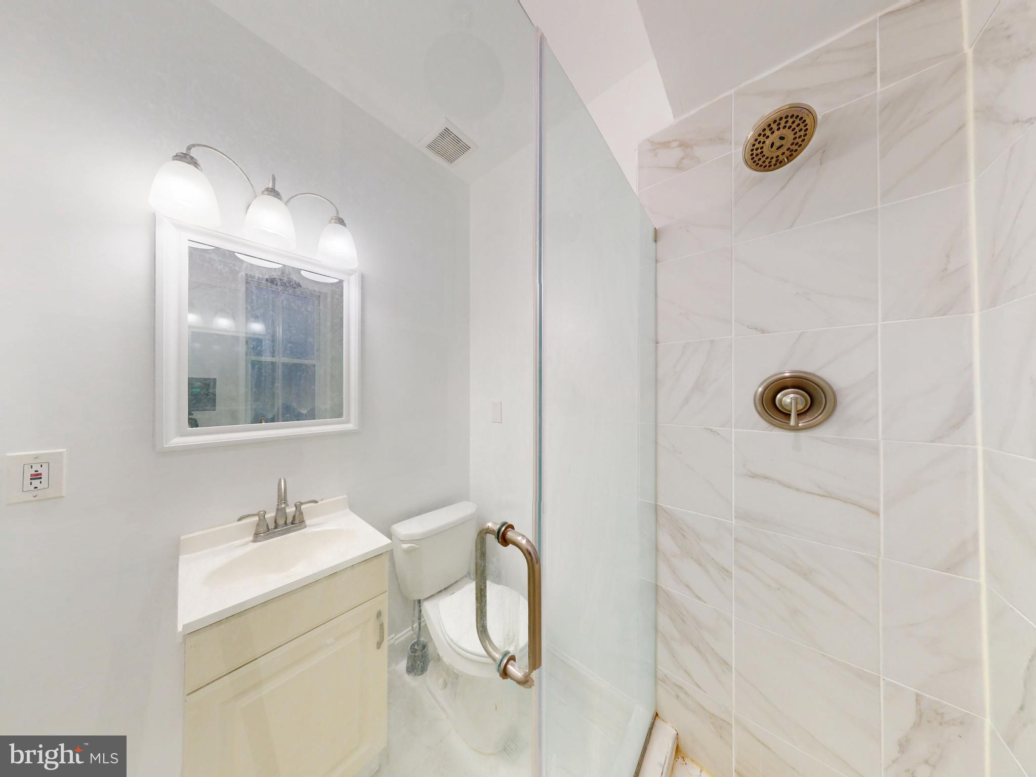 1315 PENNSYLVANIA AVENUE SE B