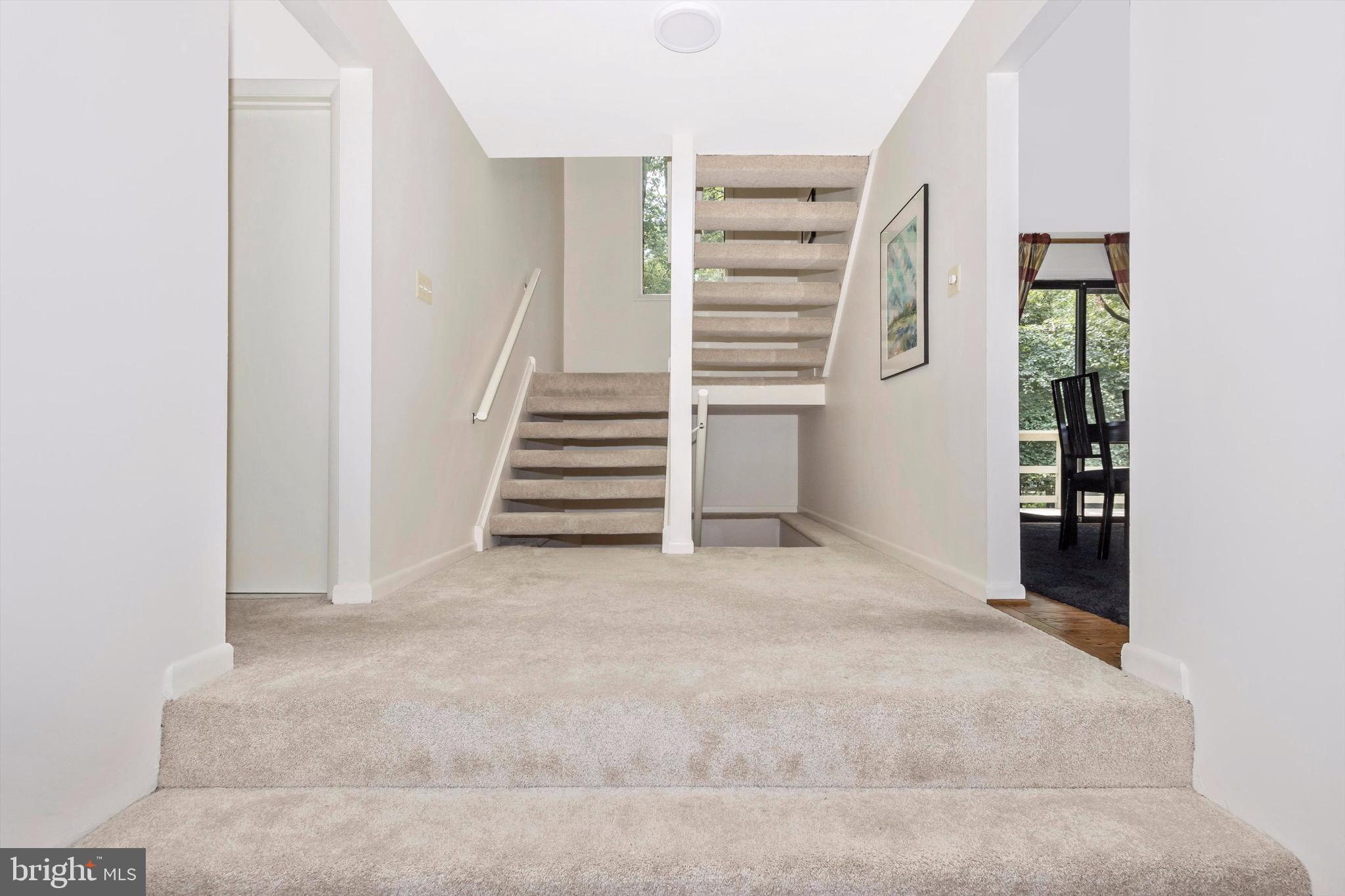 HOBBITS GLEN - Residential