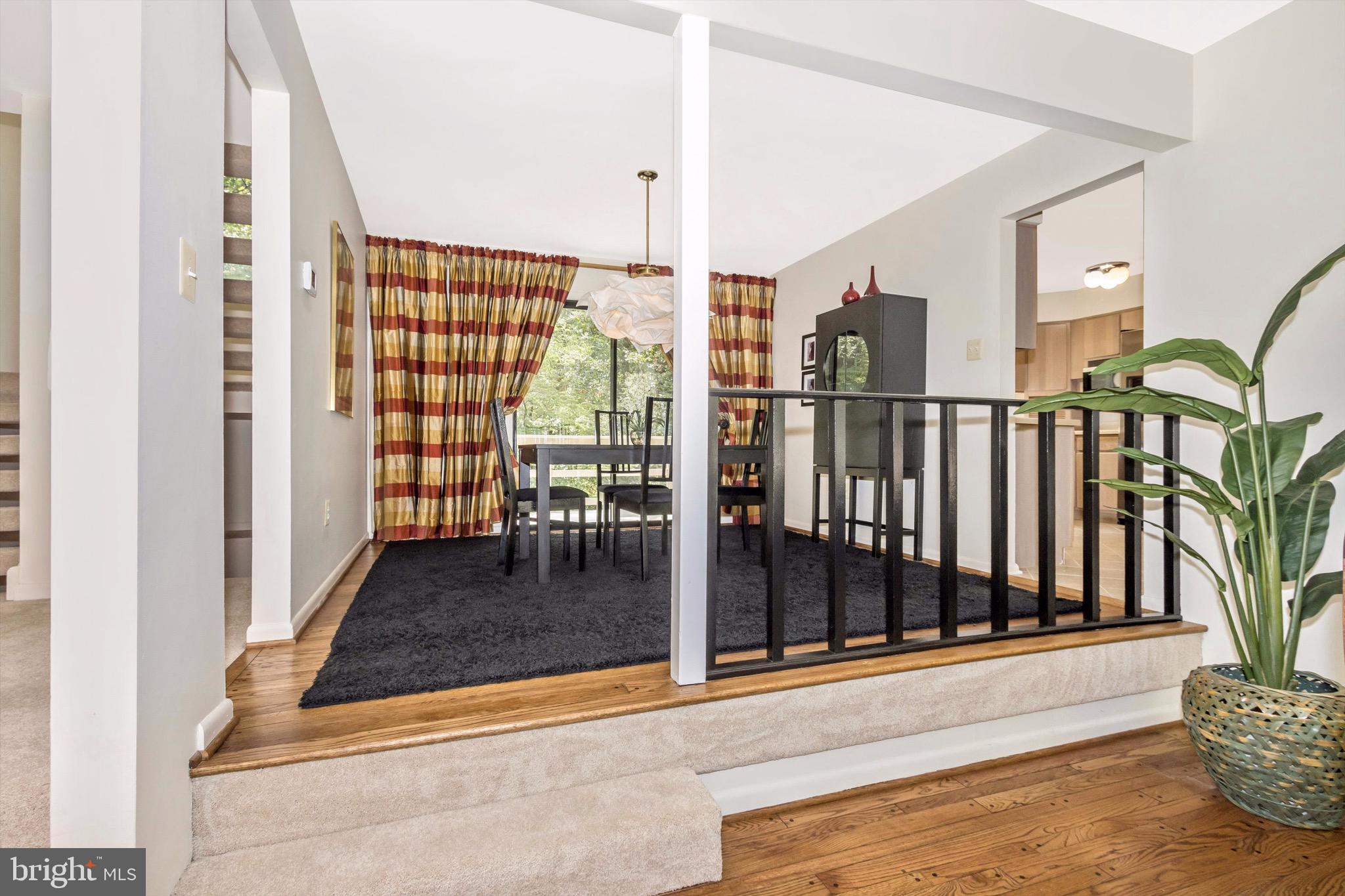 HOBBITS GLEN - Residential