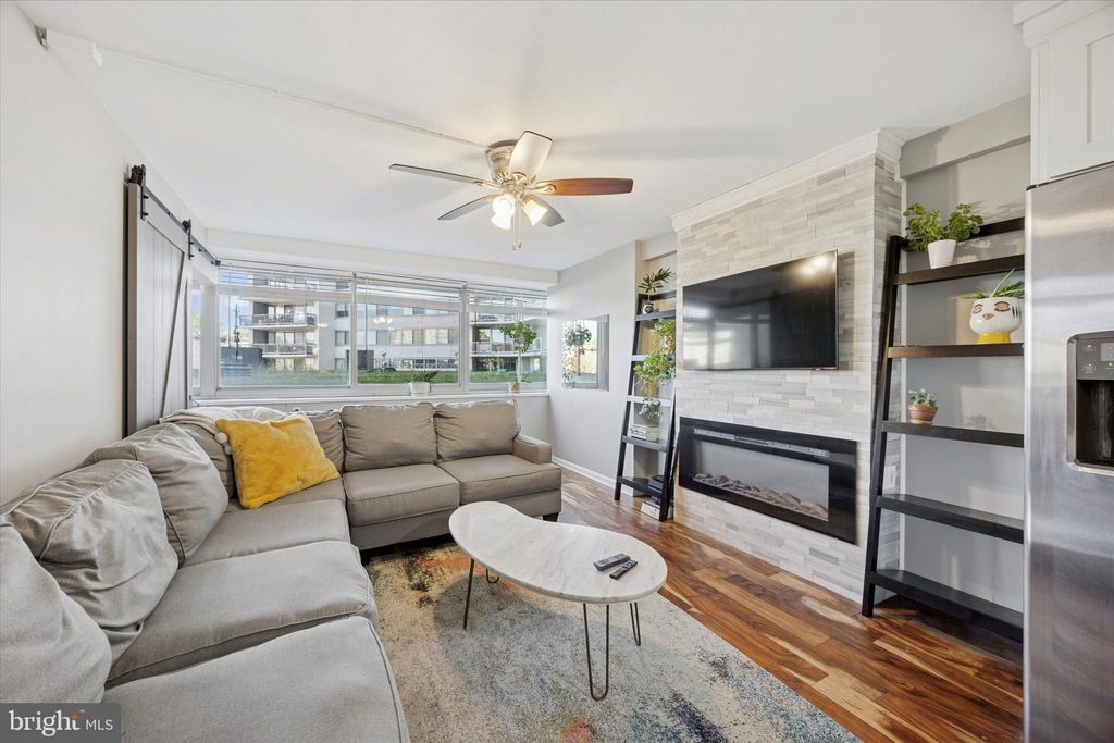 Photo of 2401 Pennsylvania Avenue #3A11, PHILADELPHIA, PA 19130 (MLS # PAPH2534102)