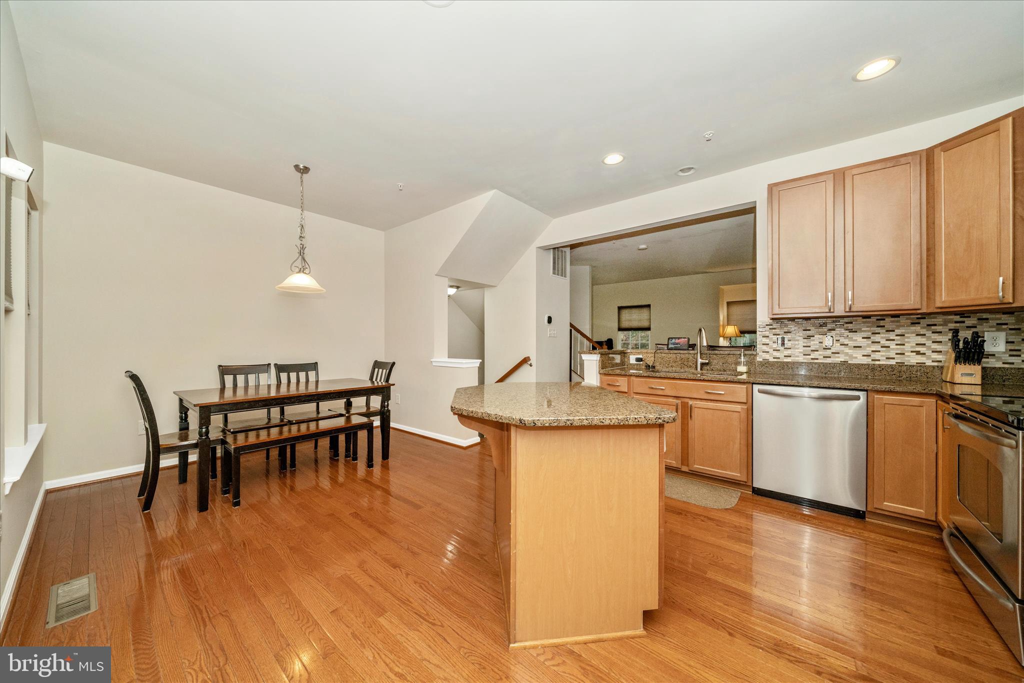 TANYARD SPRINGS - Residential