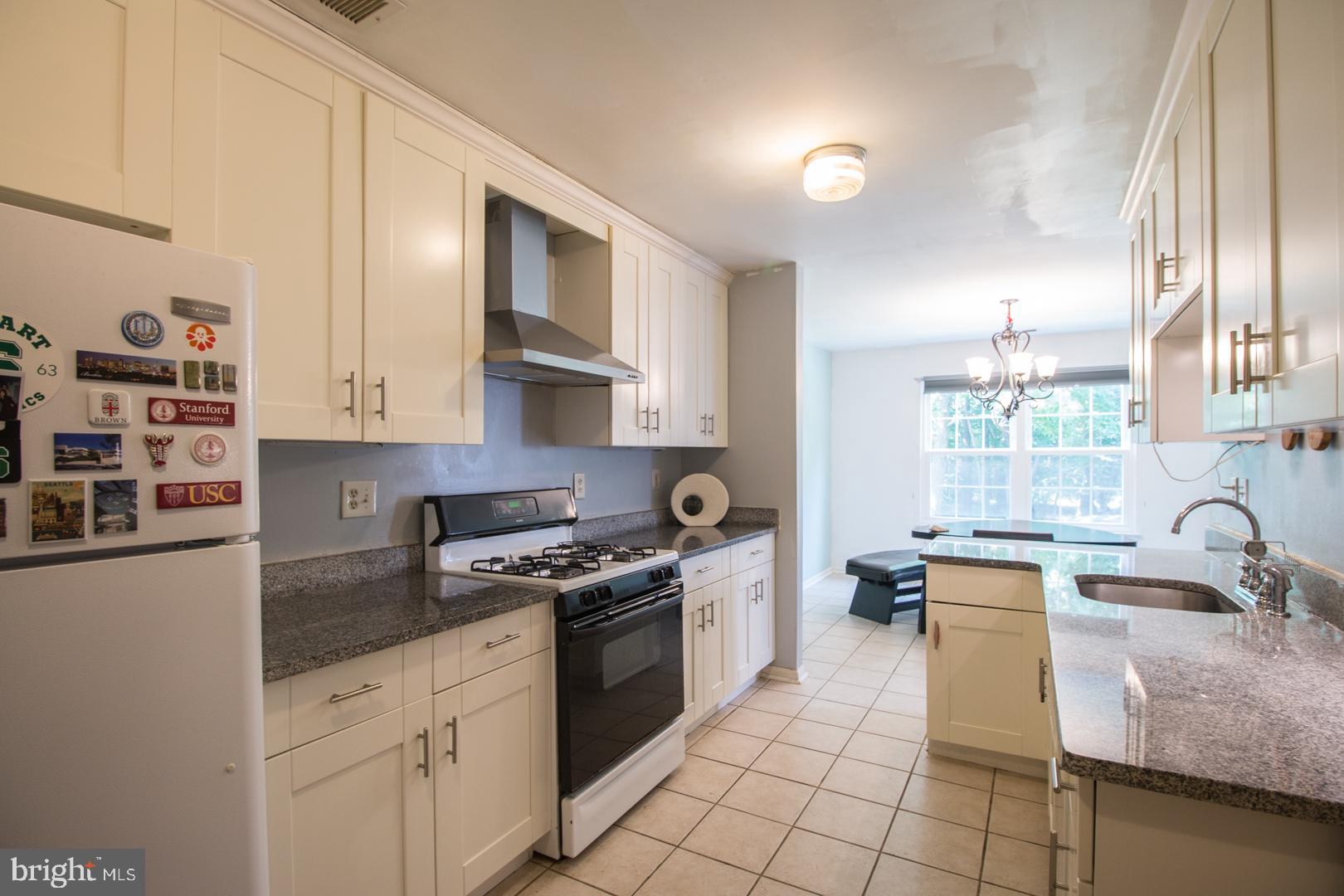 15 ANDOVER CIRCLE -B B