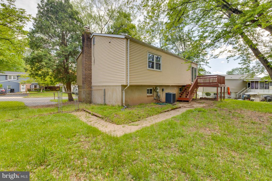 DALE CITY - Residential Lease