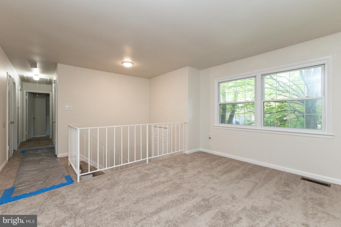 DALE CITY - Residential Lease