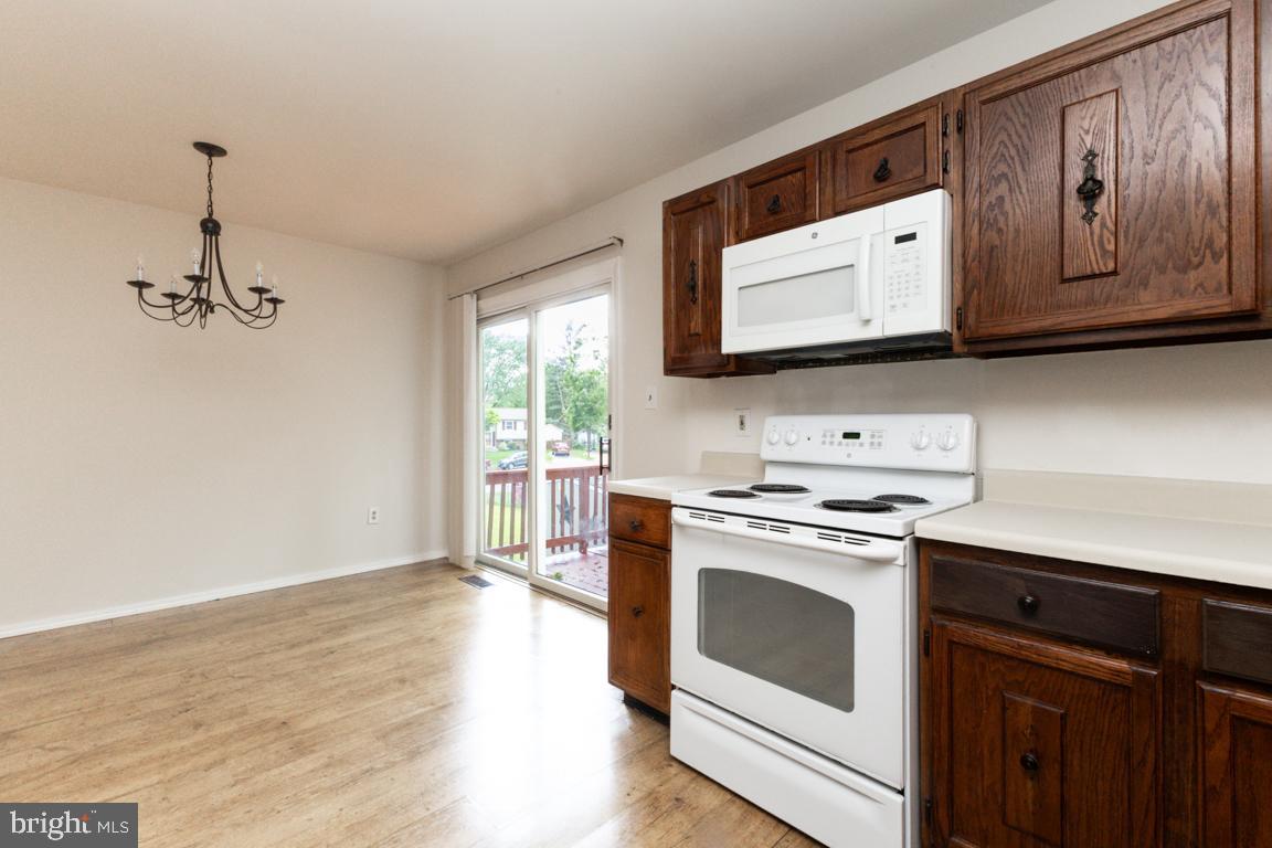 DALE CITY - Residential Lease