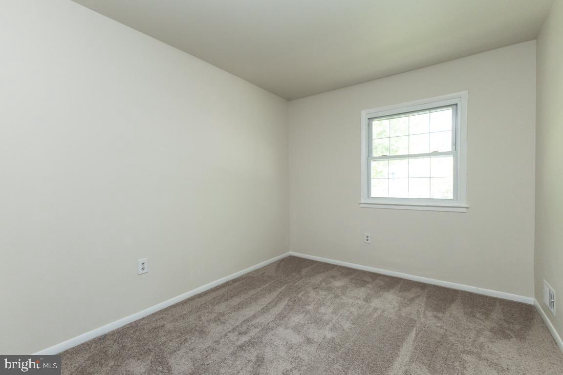 DALE CITY - Residential Lease