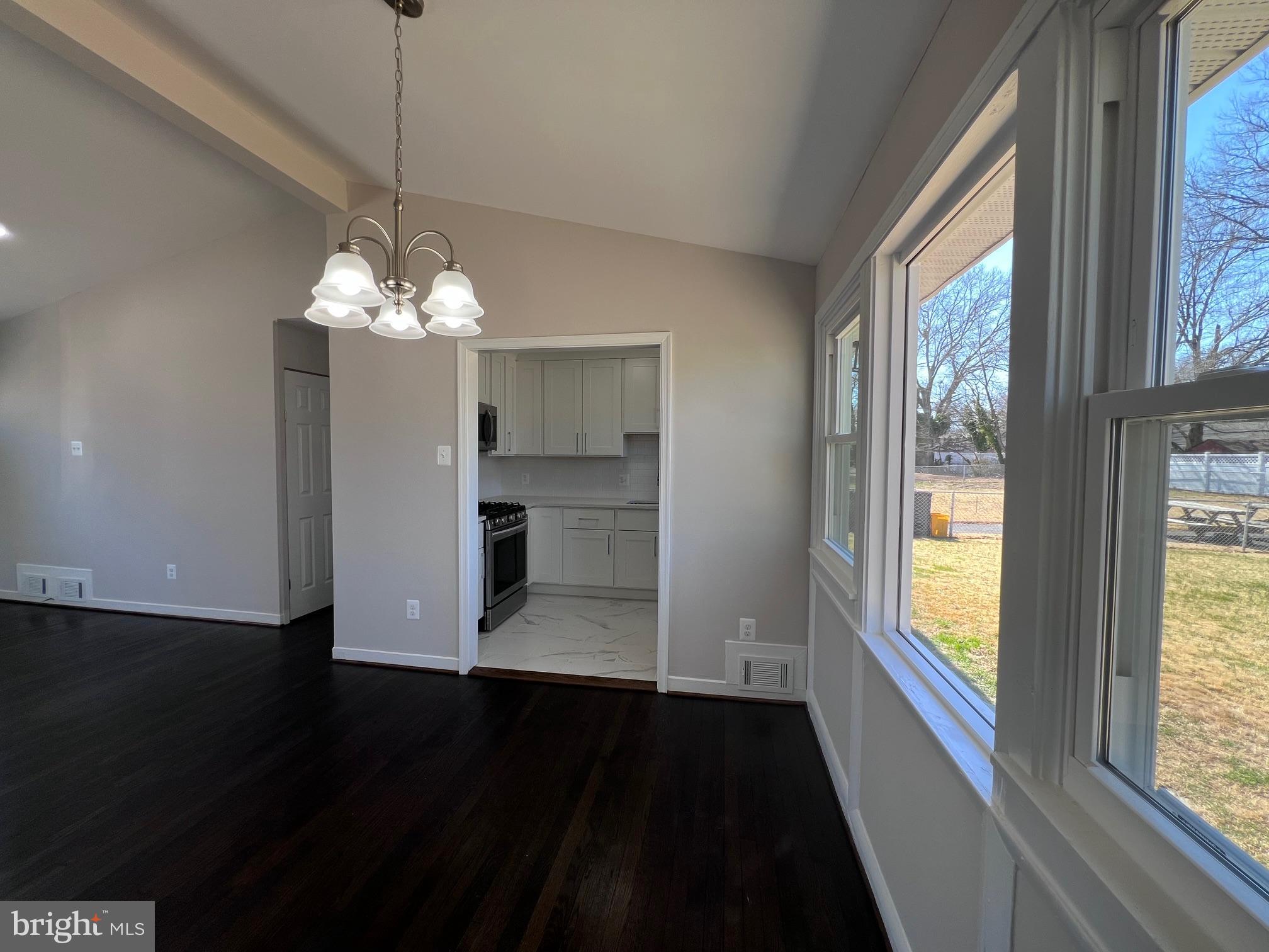 CARLSON SPRINGS - Residential