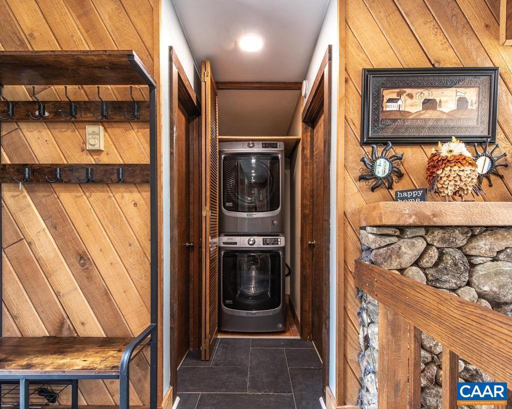 WINTERGREEN RESORT - Residential