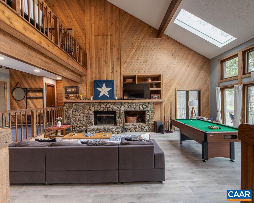 WINTERGREEN RESORT - Residential