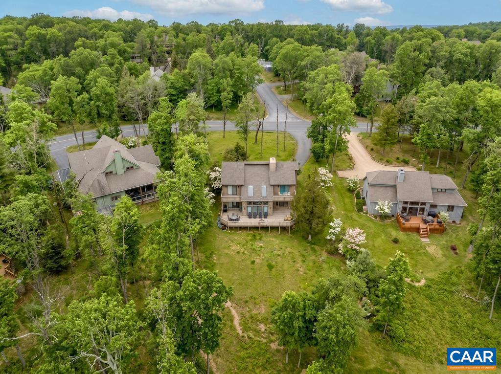 WINTERGREEN RESORT - Residential