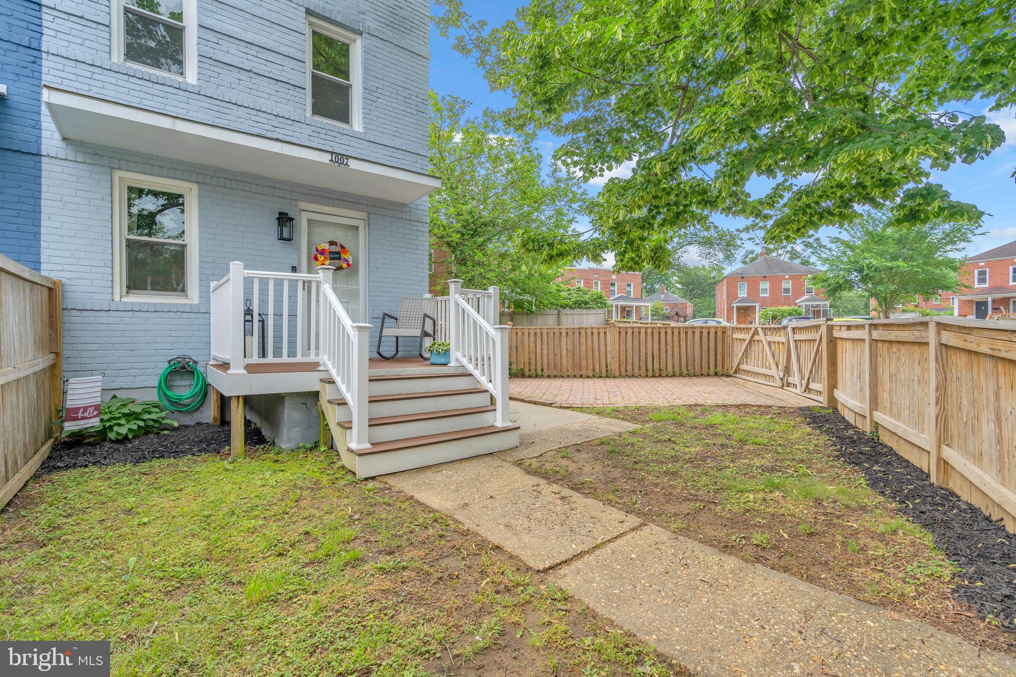 1007 MADISON COURT