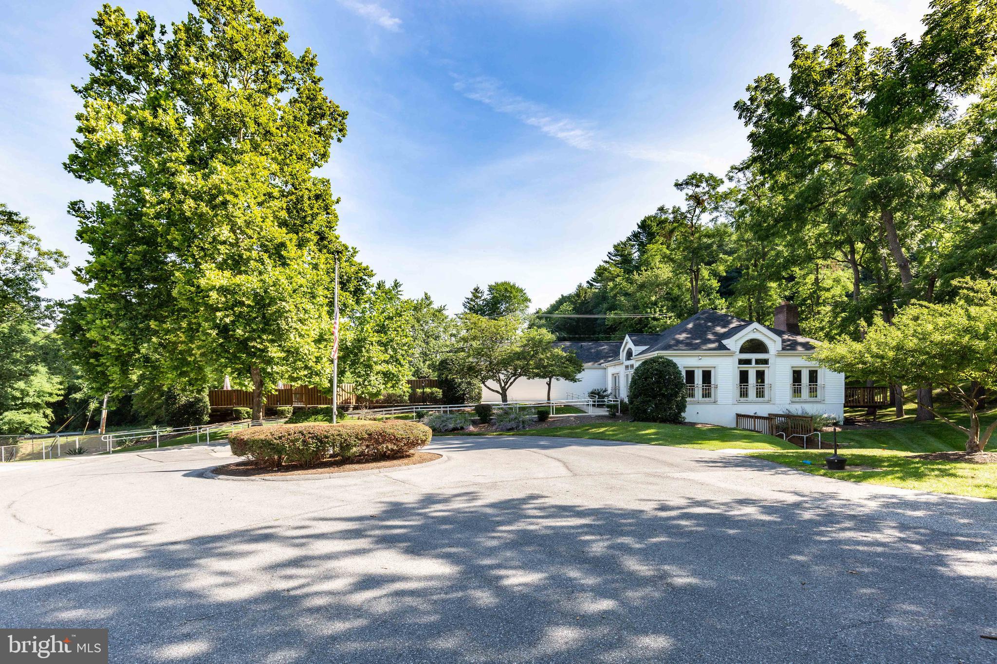 PARRS RIDGE - Residential Lease