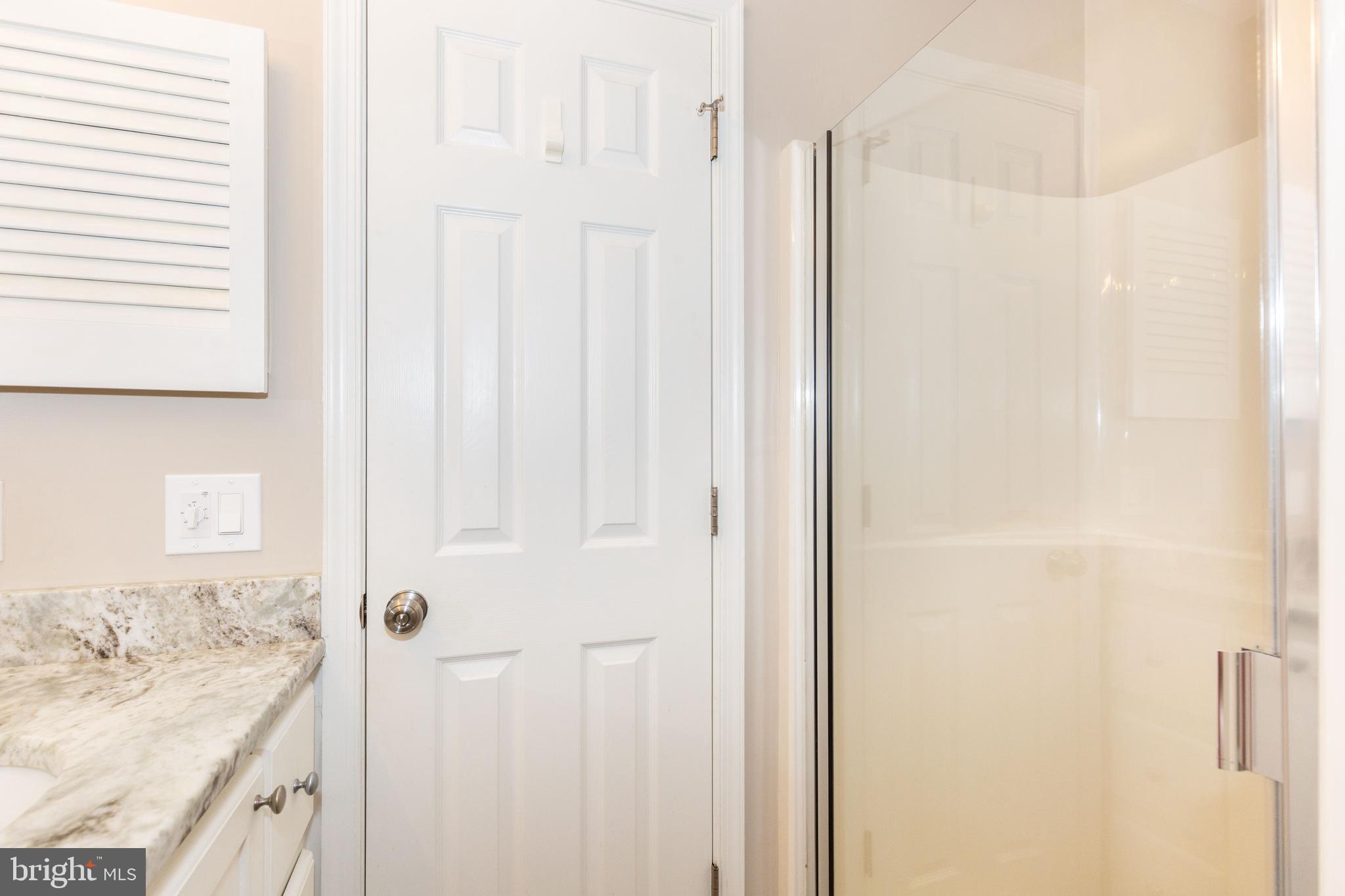 PARRS RIDGE - Residential Lease