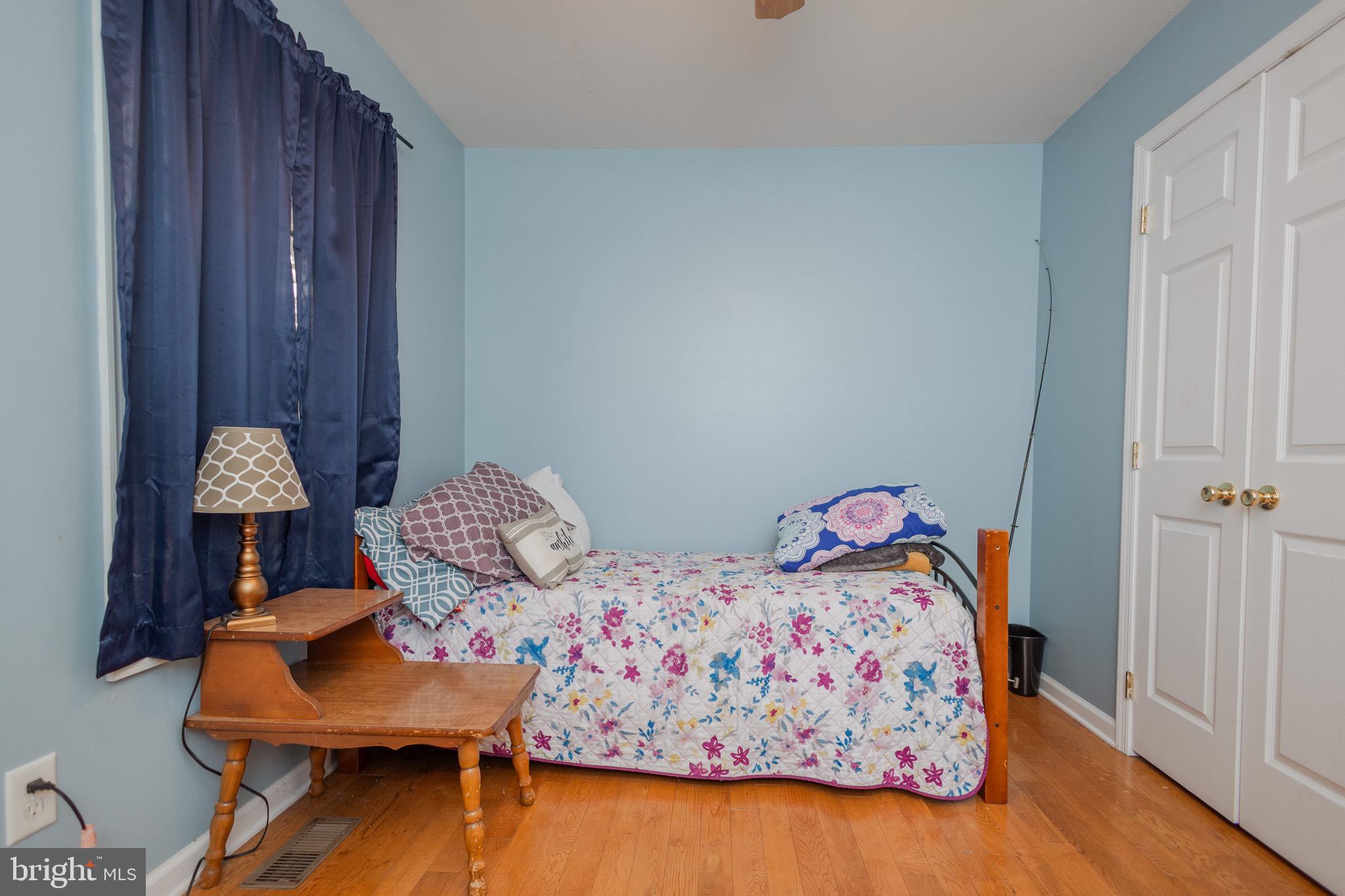 SHASTA EAST - Residential