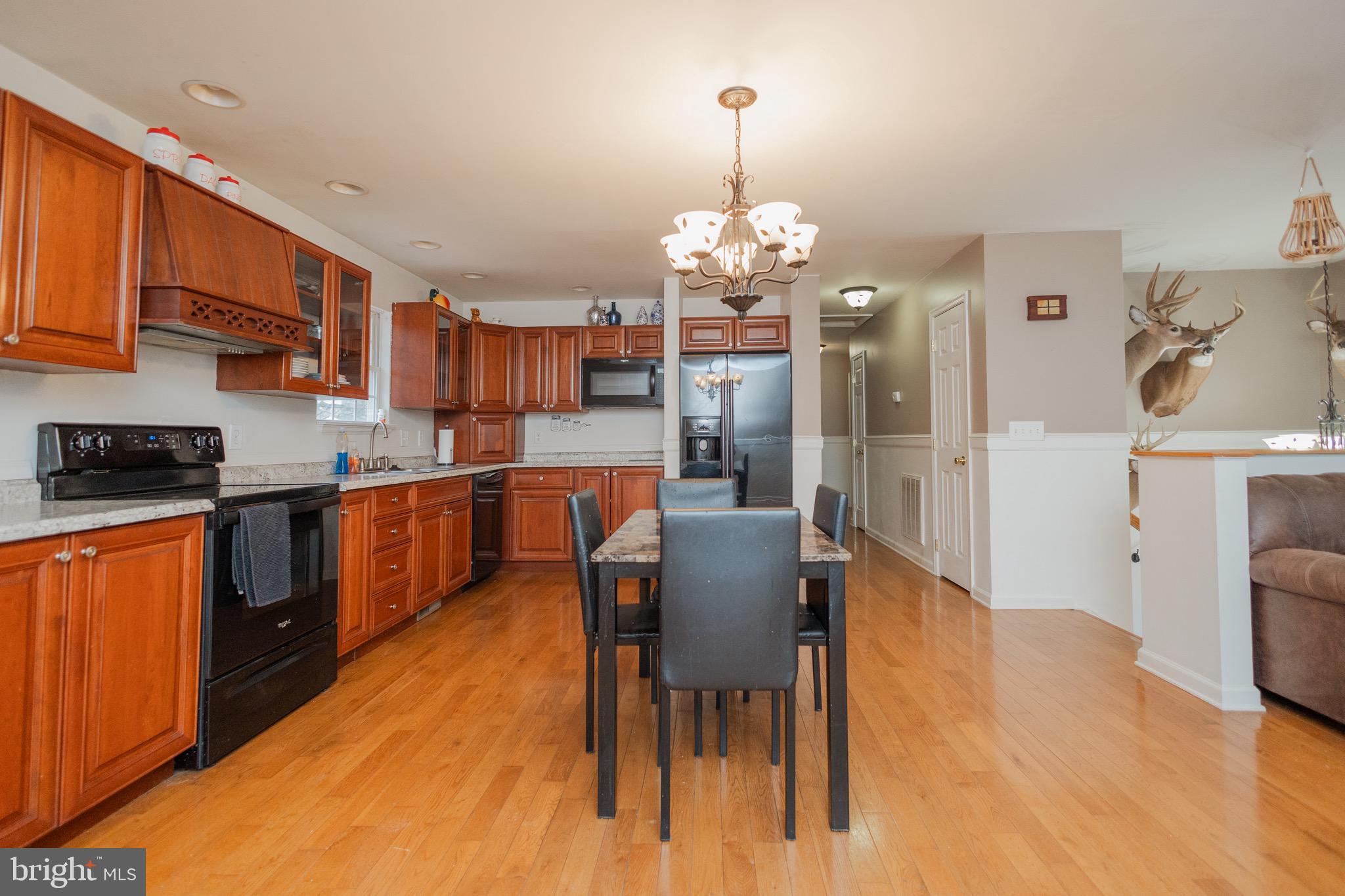 SHASTA EAST - Residential