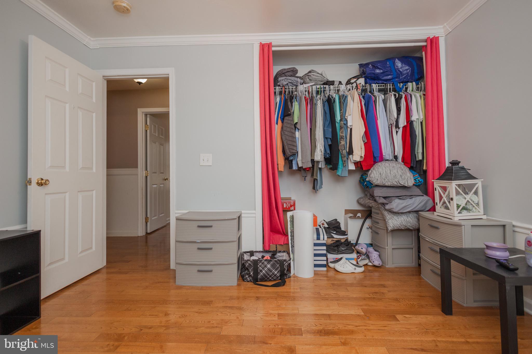 SHASTA EAST - Residential