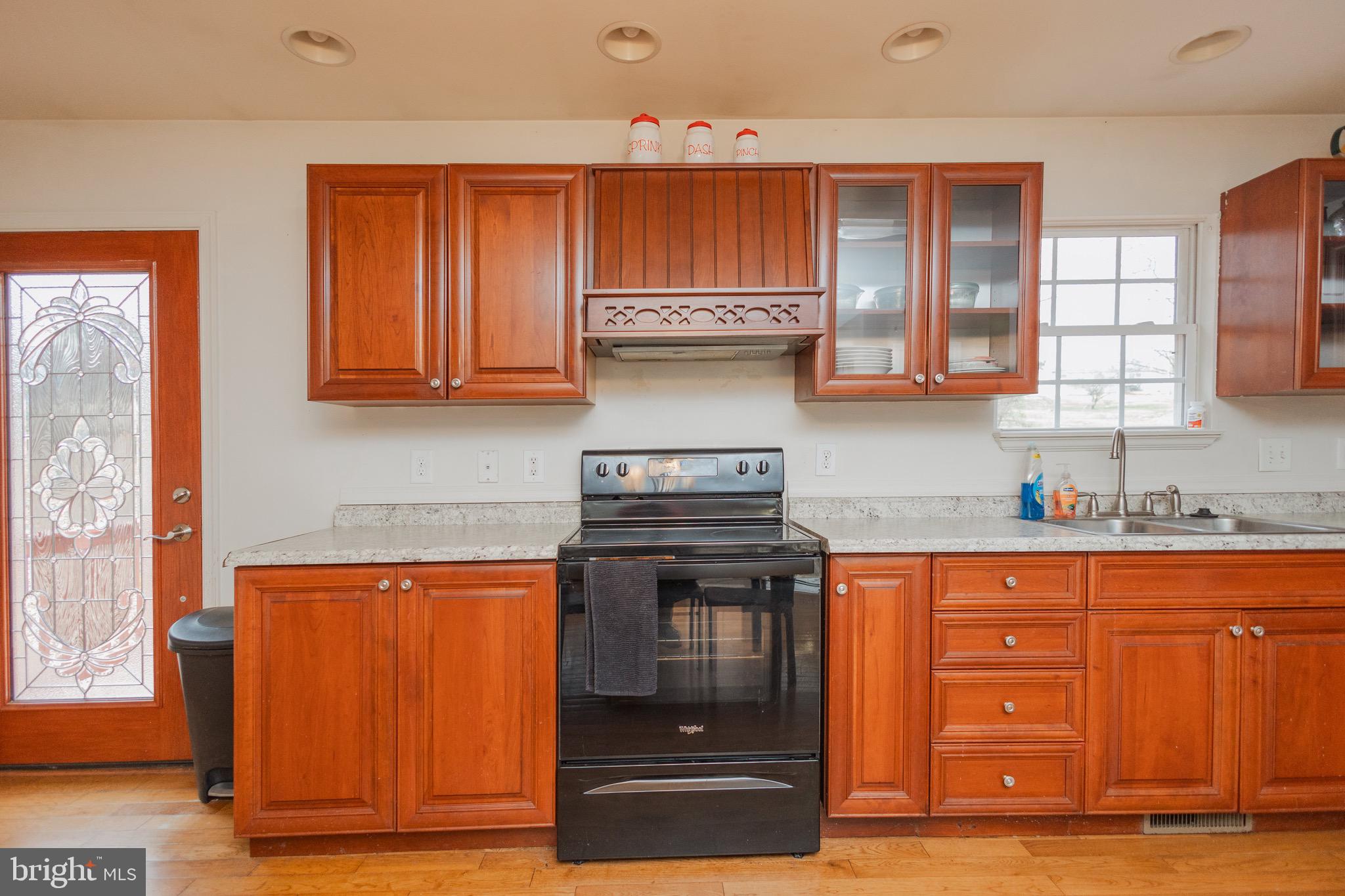 SHASTA EAST - Residential