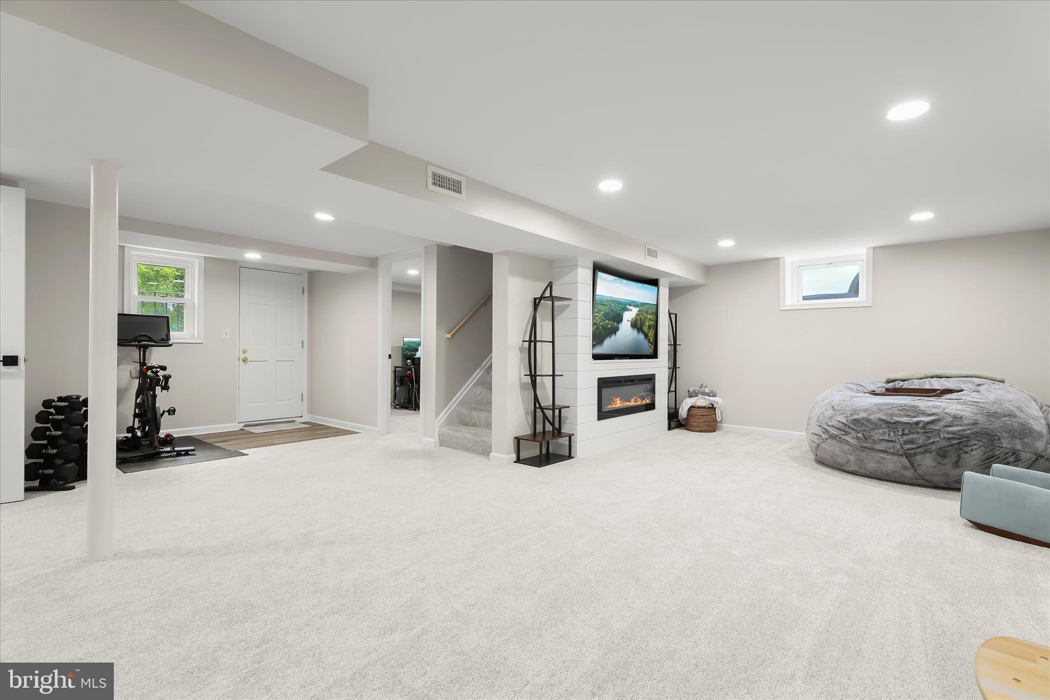 HAVERFORD - Residential