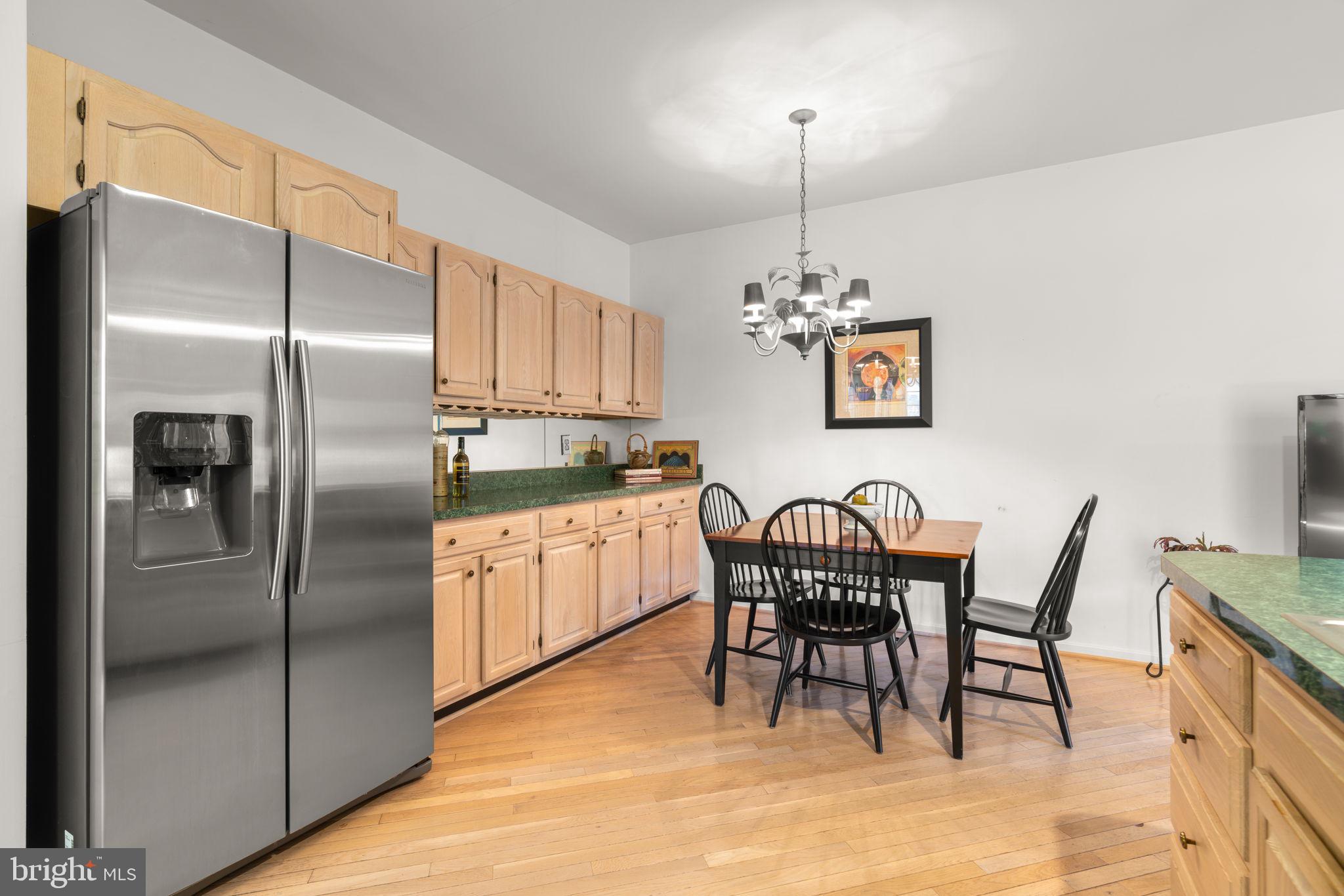 HOBBITS GLEN - Residential