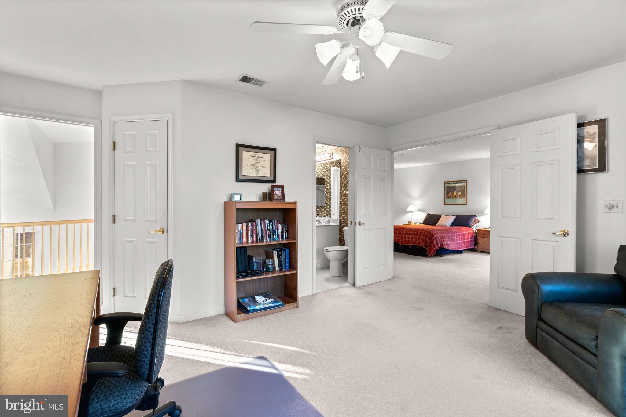 HOBBITS GLEN - Residential