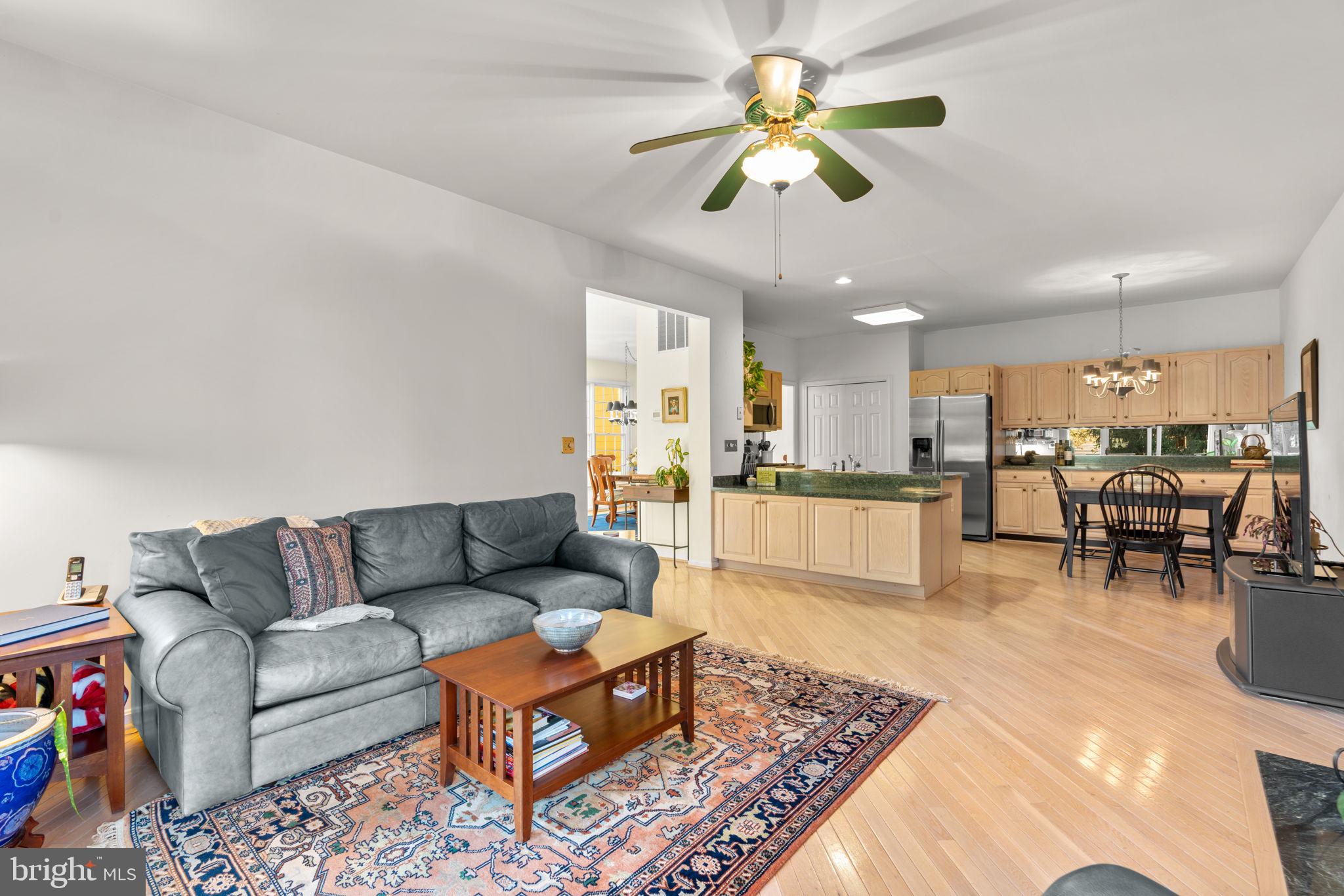 HOBBITS GLEN - Residential