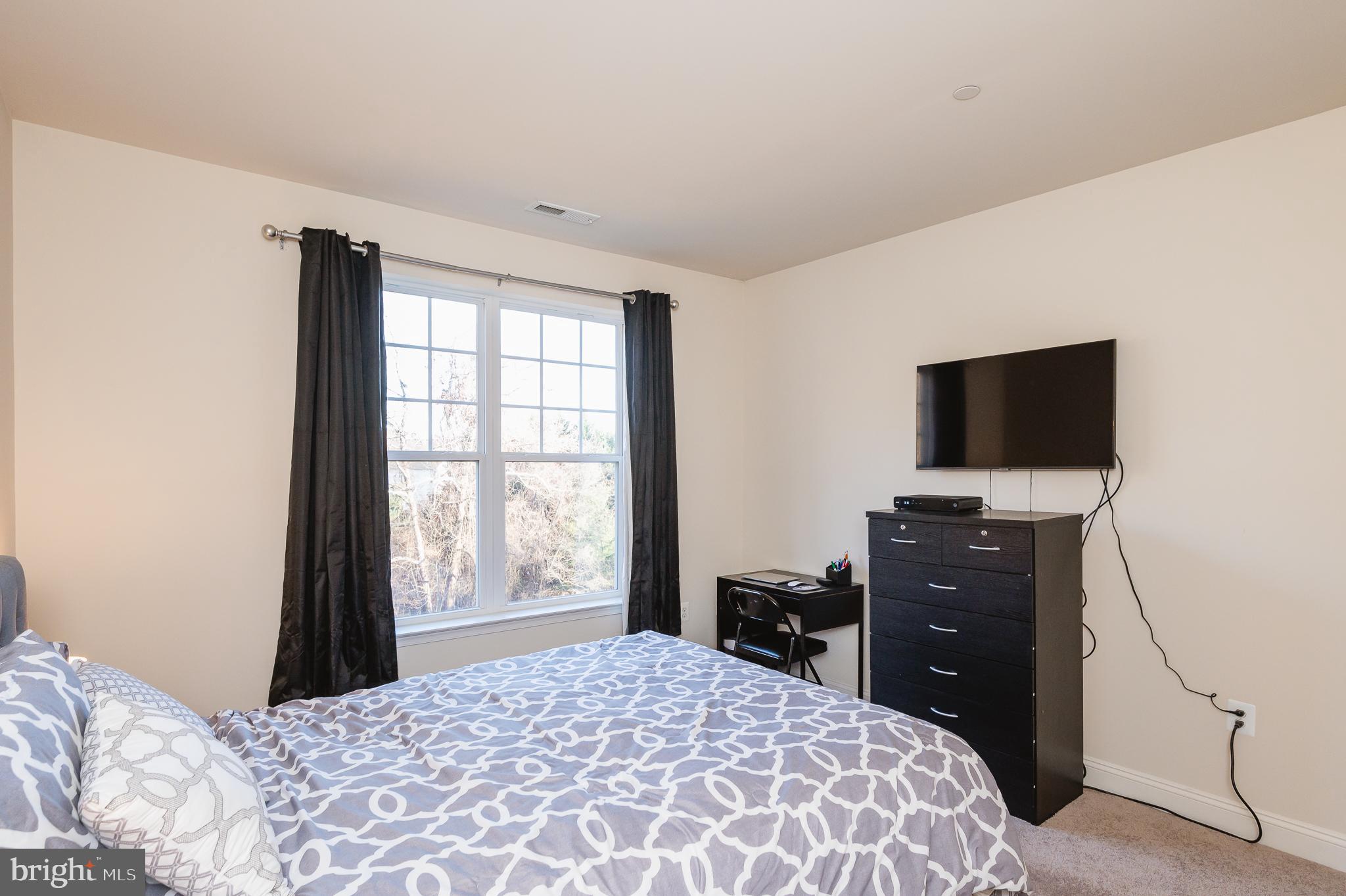 MONMOUTH MEADOWS - Residential