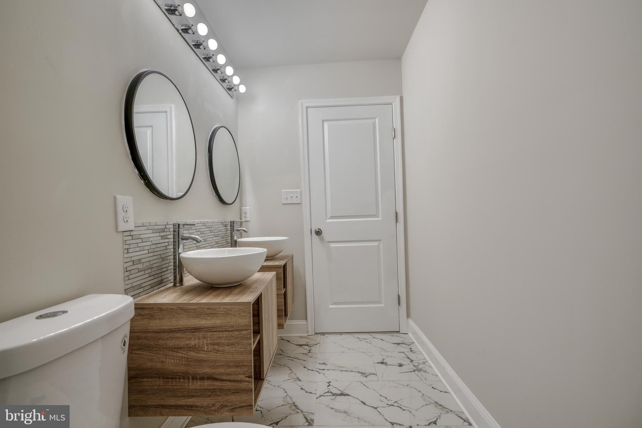 JARRETTSVILLE - Residential