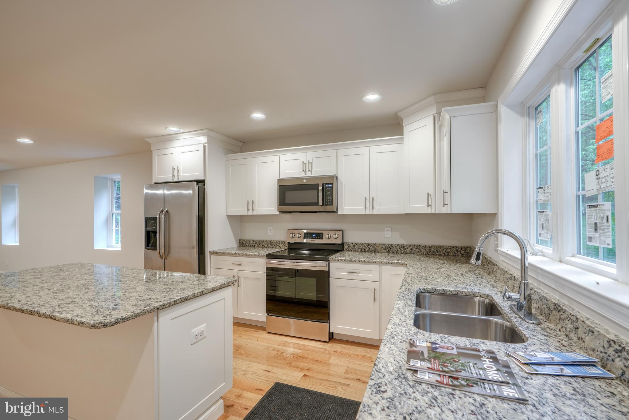 JARRETTSVILLE - Residential