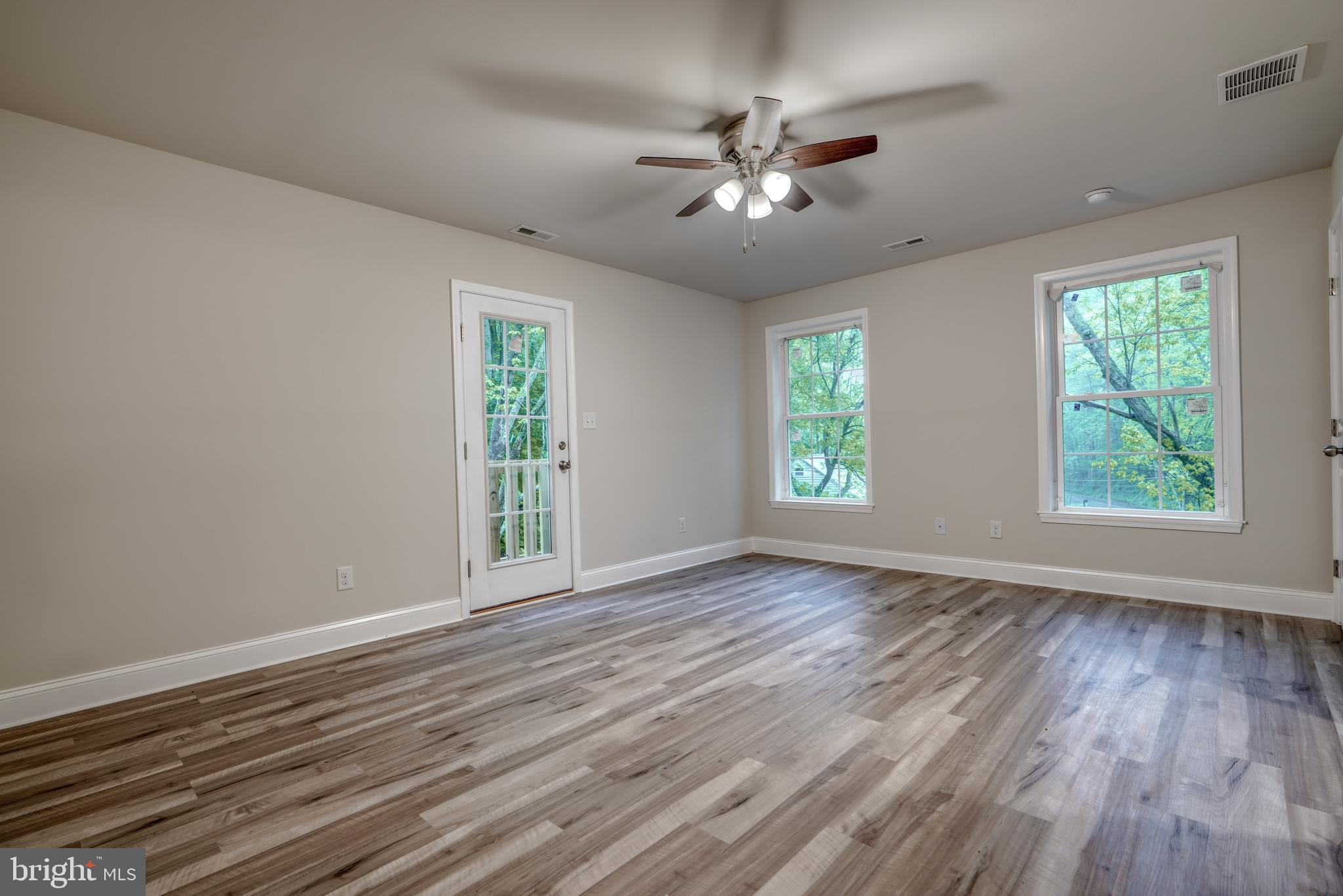 JARRETTSVILLE - Residential