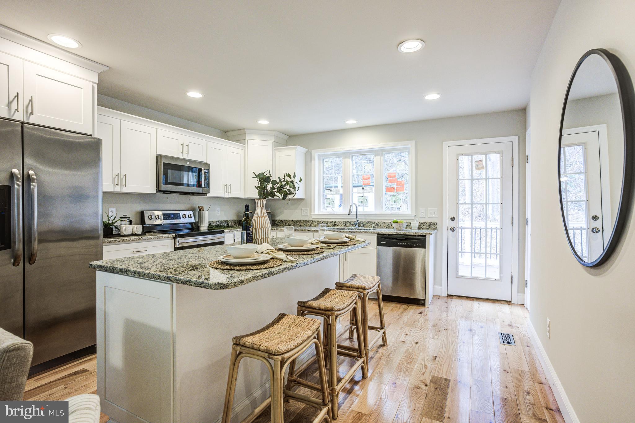 JARRETTSVILLE - Residential