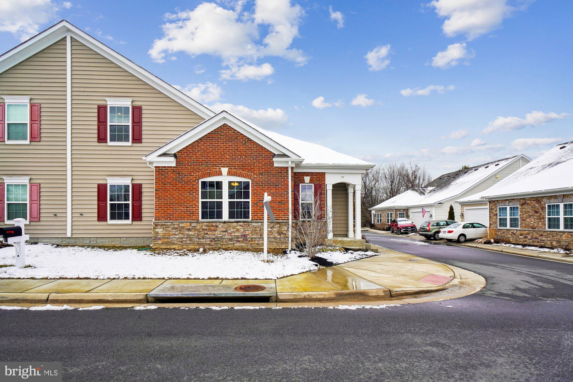 LOVETTSVILLE - Residential