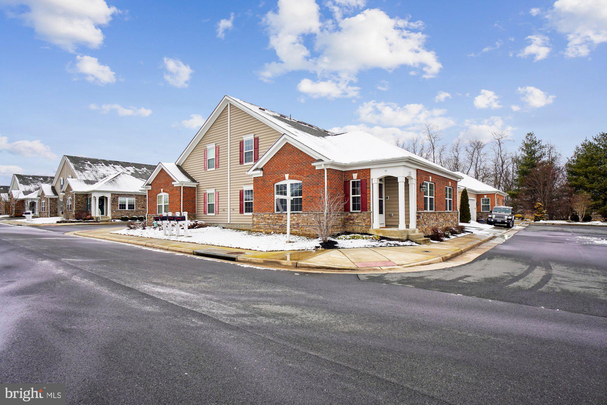 LOVETTSVILLE - Residential