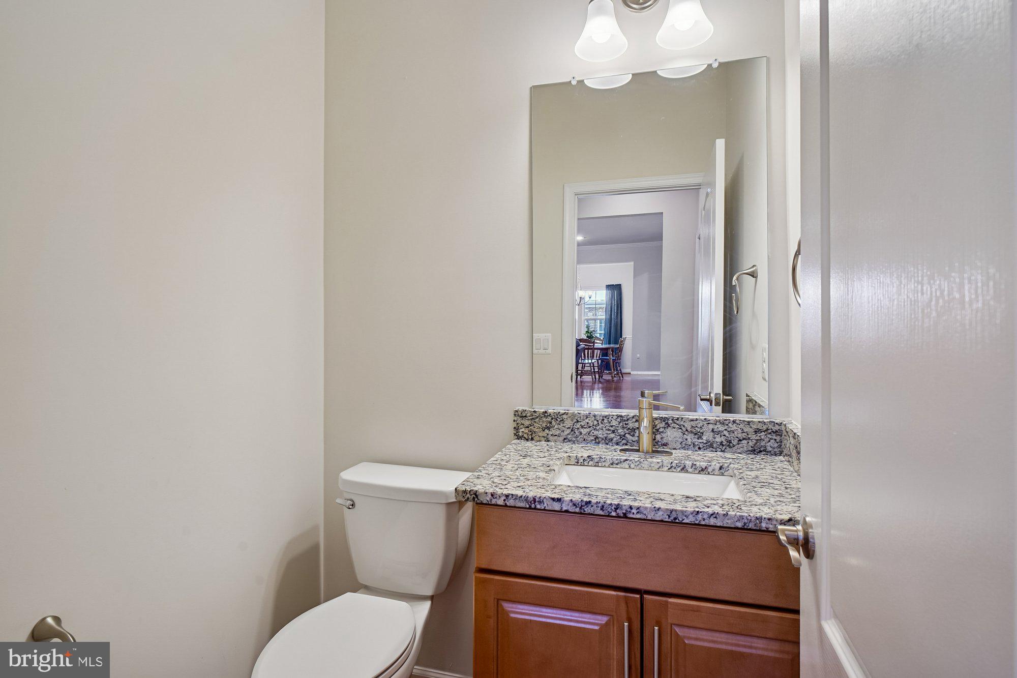 LOVETTSVILLE - Residential