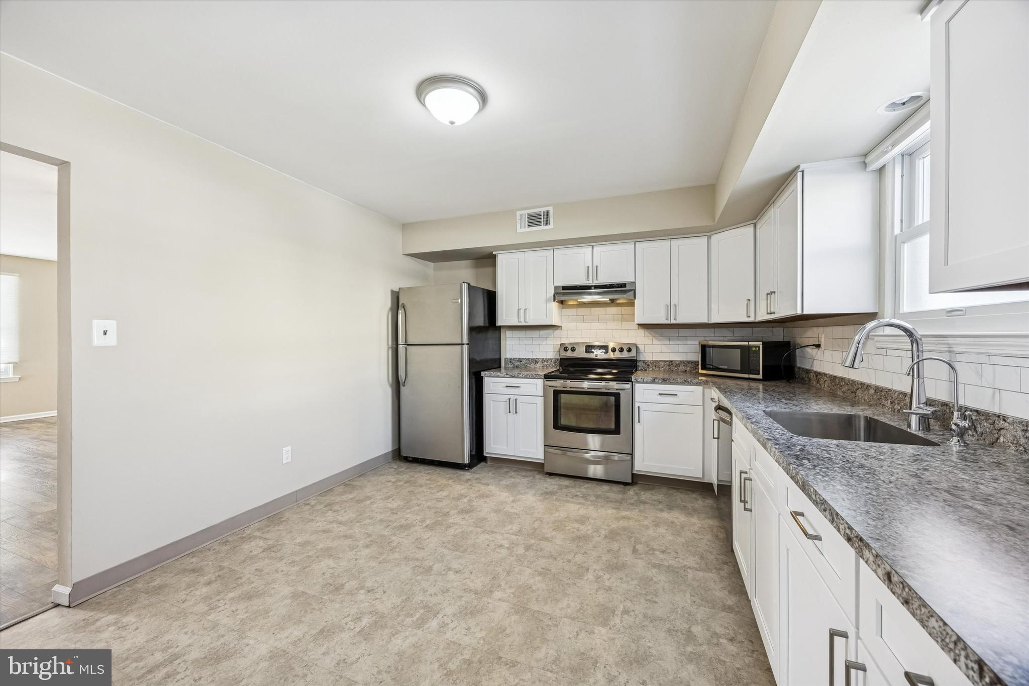 NORRISTOWN - Residential