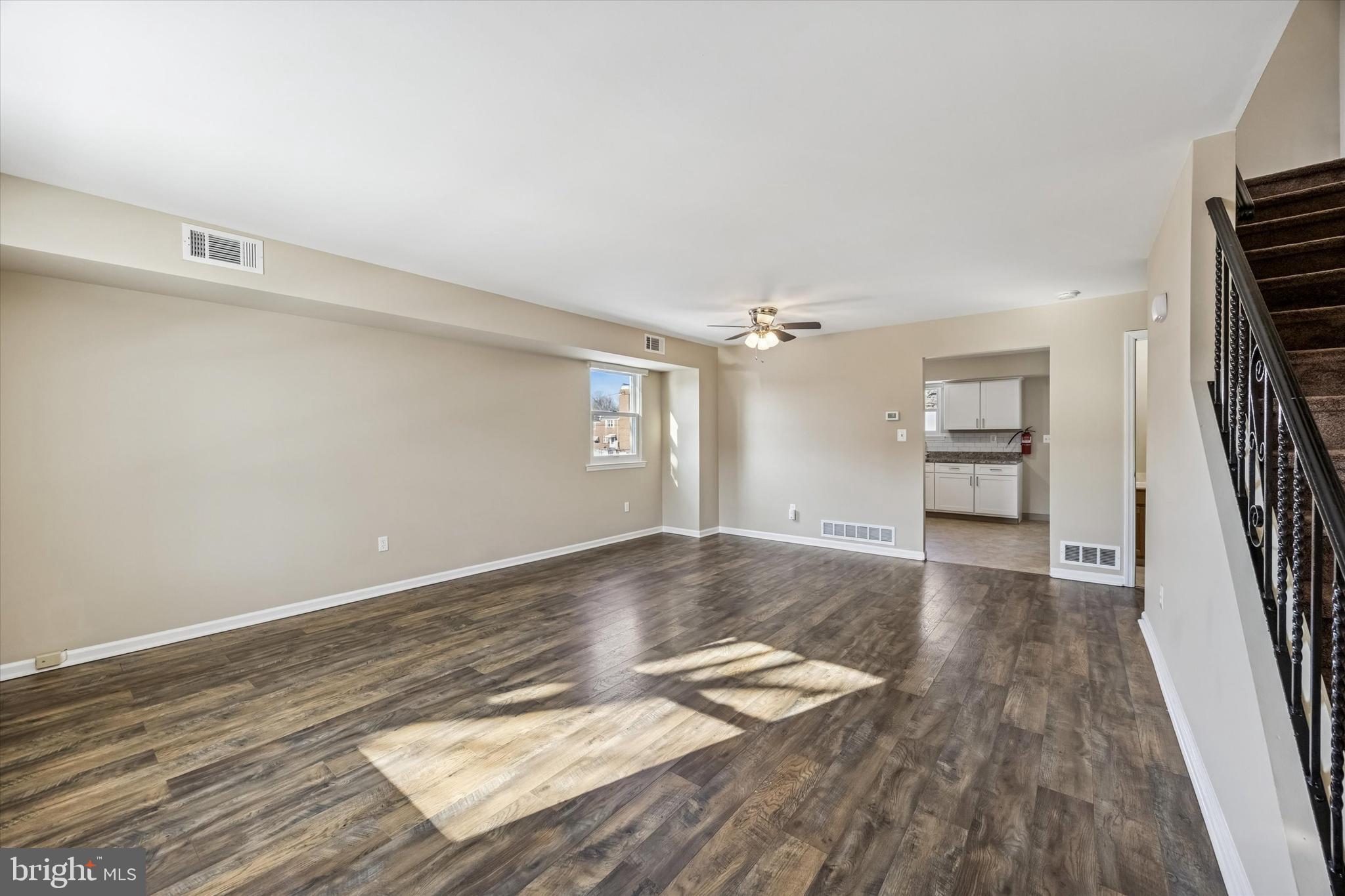 NORRISTOWN - Residential