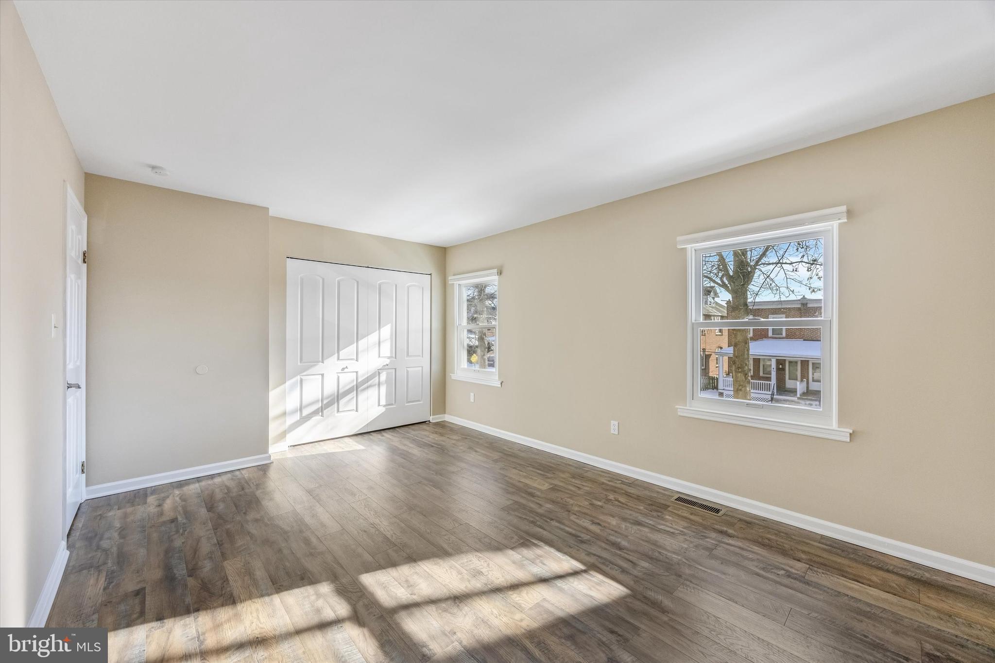 NORRISTOWN - Residential