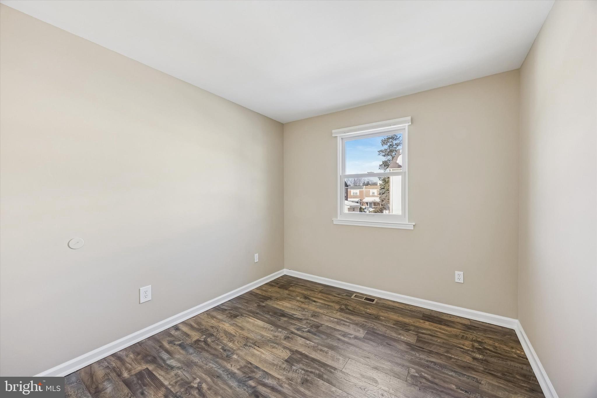 NORRISTOWN - Residential