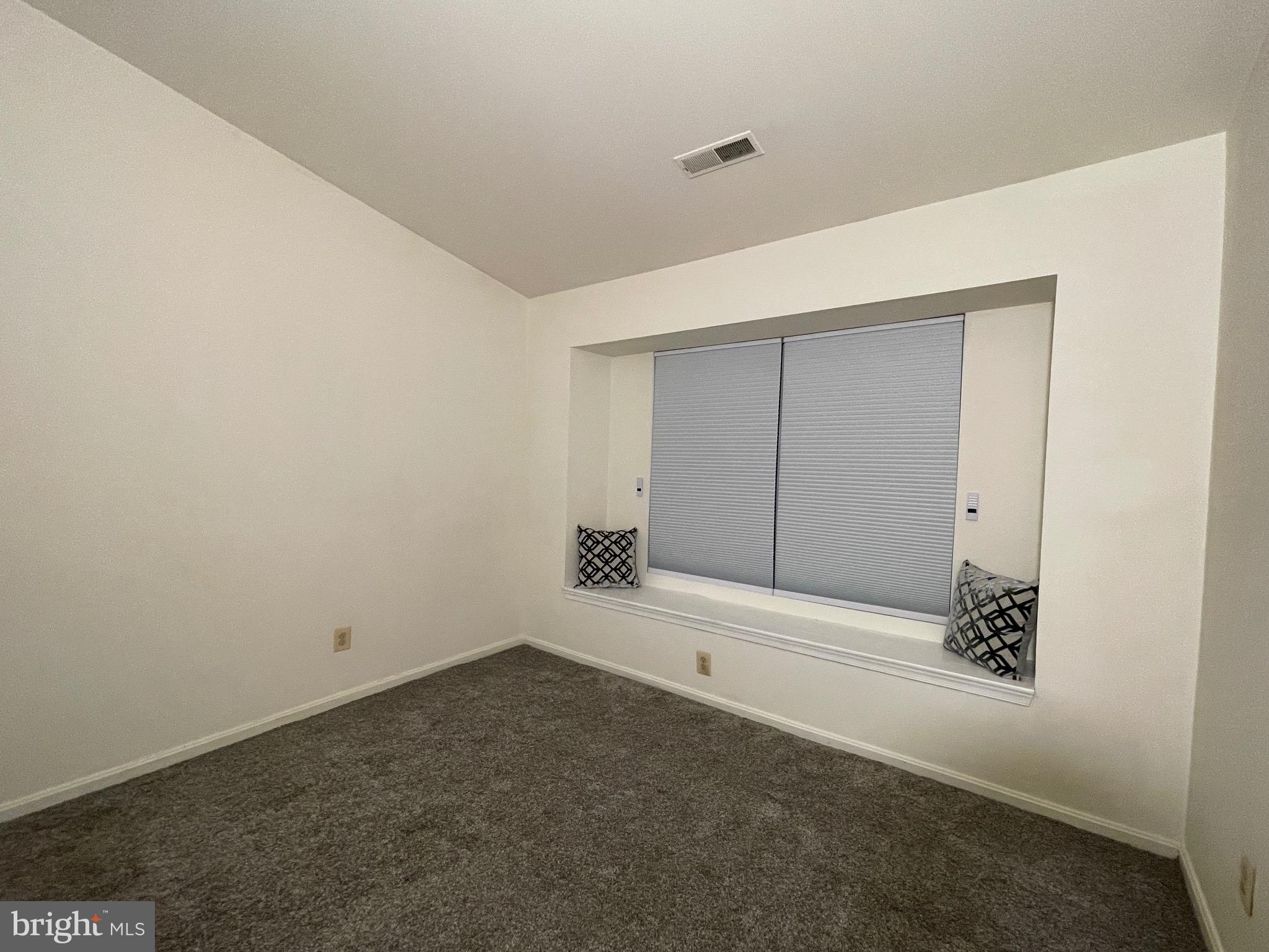 FRANKFORD - Residential Lease